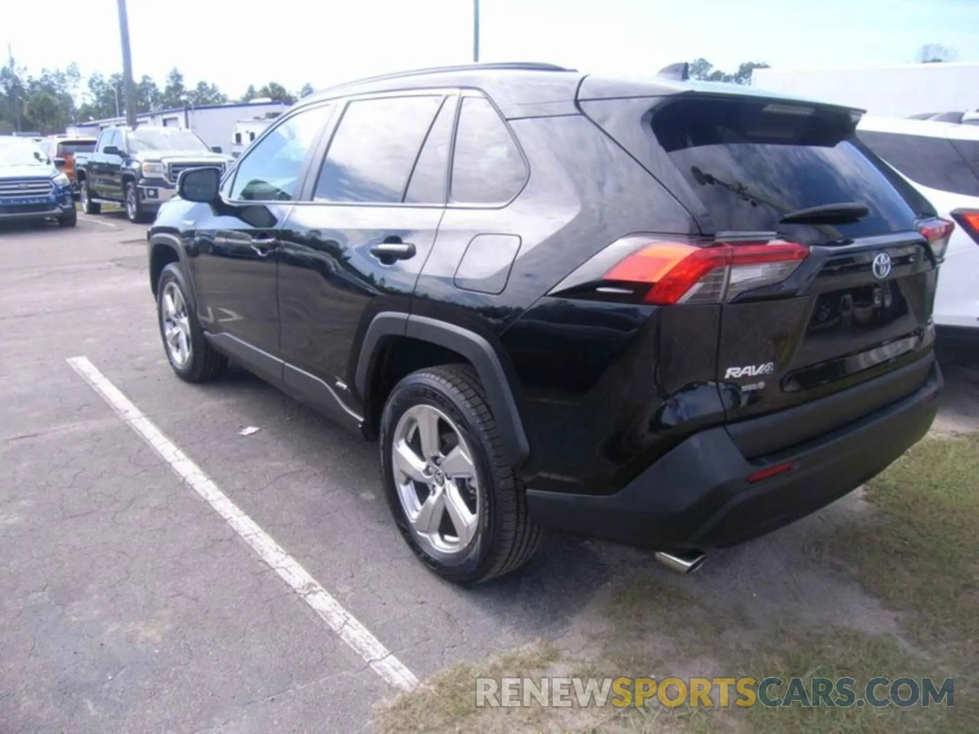 15 Photograph of a damaged car 4T3B6RFVXMU032163 TOYOTA RAV4 HYBRID 2021