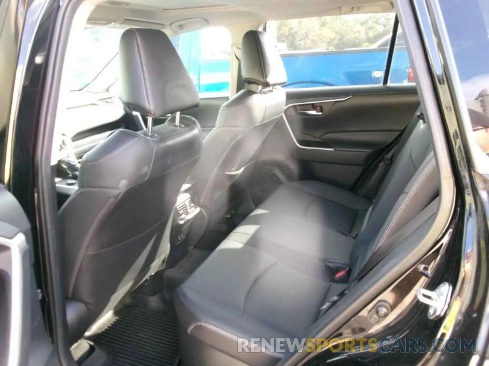 3 Photograph of a damaged car 4T3B6RFVXMU032163 TOYOTA RAV4 HYBRID 2021