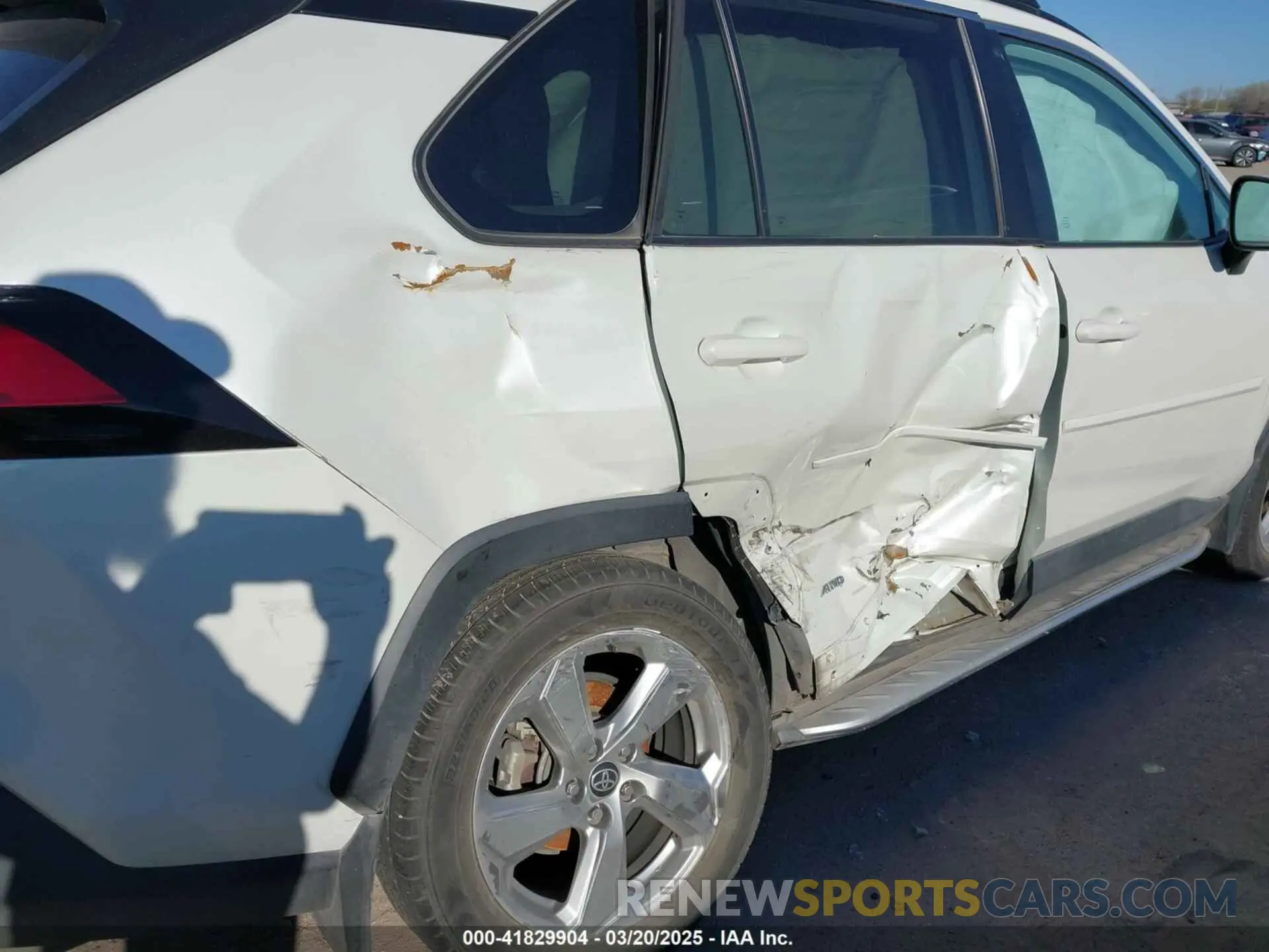 6 Photograph of a damaged car 4T3B6RFVXMU043017 TOYOTA RAV4 HYBRID 2021