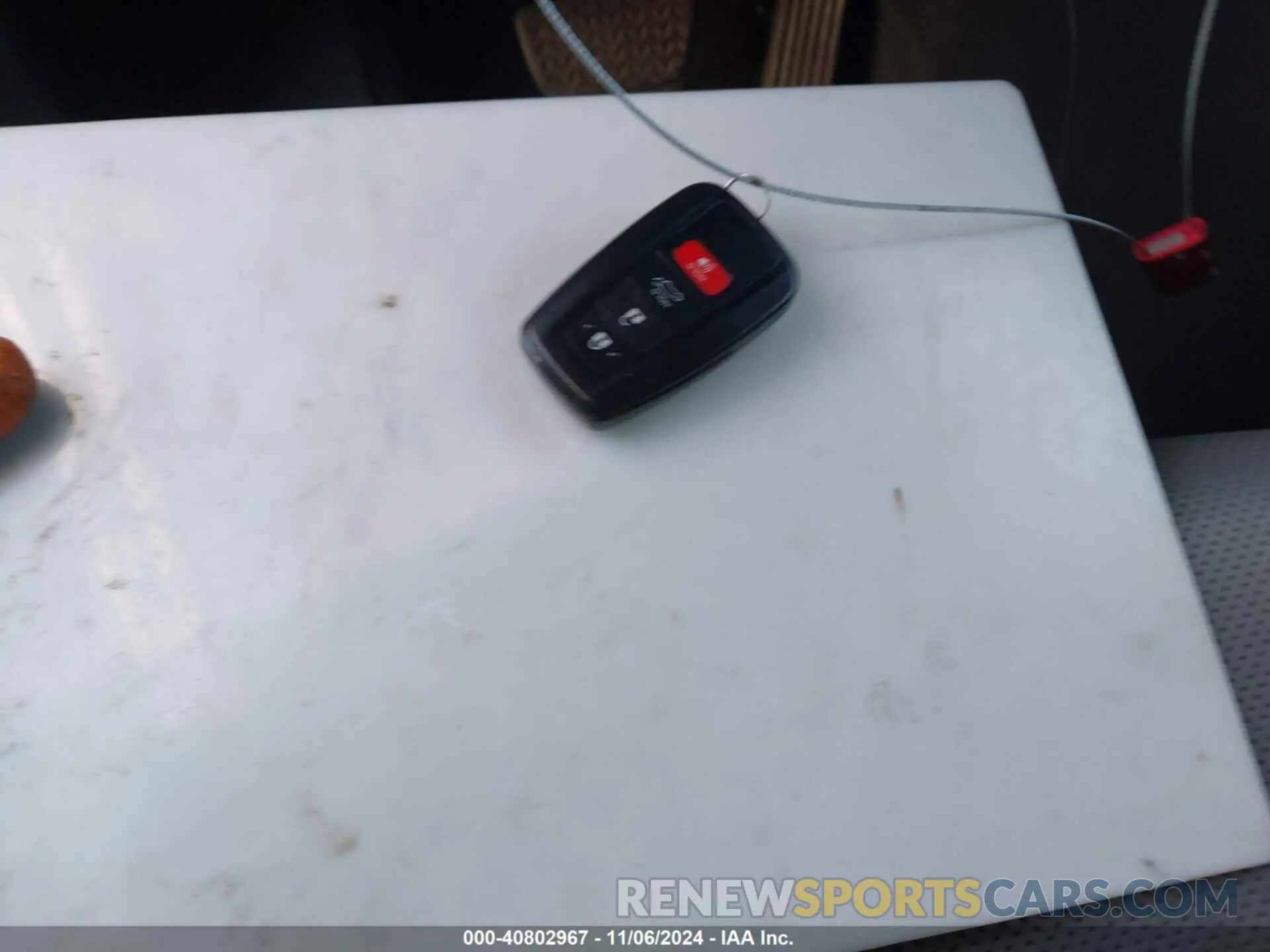 11 Photograph of a damaged car 4T3D6RFV3MU033017 TOYOTA RAV4 HYBRID 2021