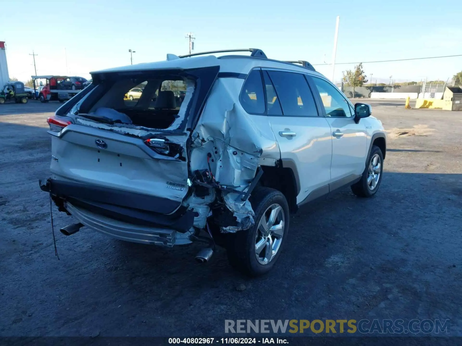 4 Photograph of a damaged car 4T3D6RFV3MU033017 TOYOTA RAV4 HYBRID 2021