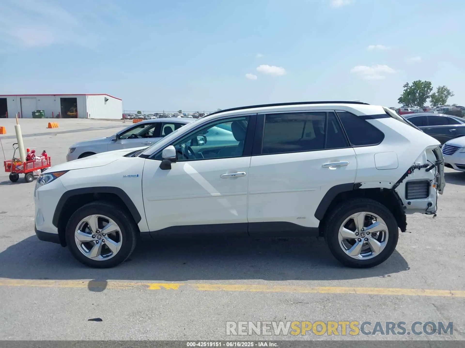 15 Photograph of a damaged car 4T3D6RFV3MU059620 TOYOTA RAV4 HYBRID 2021