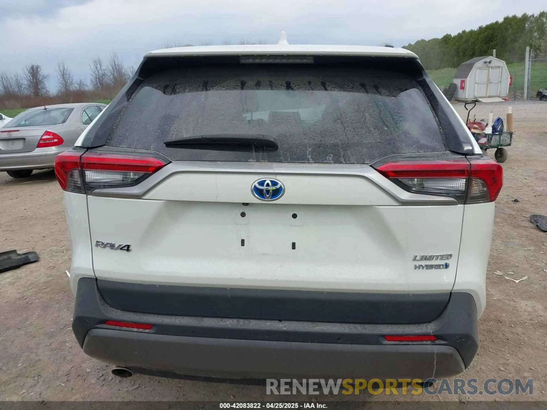 16 Photograph of a damaged car 4T3D6RFV9MU054678 TOYOTA RAV4 HYBRID 2021