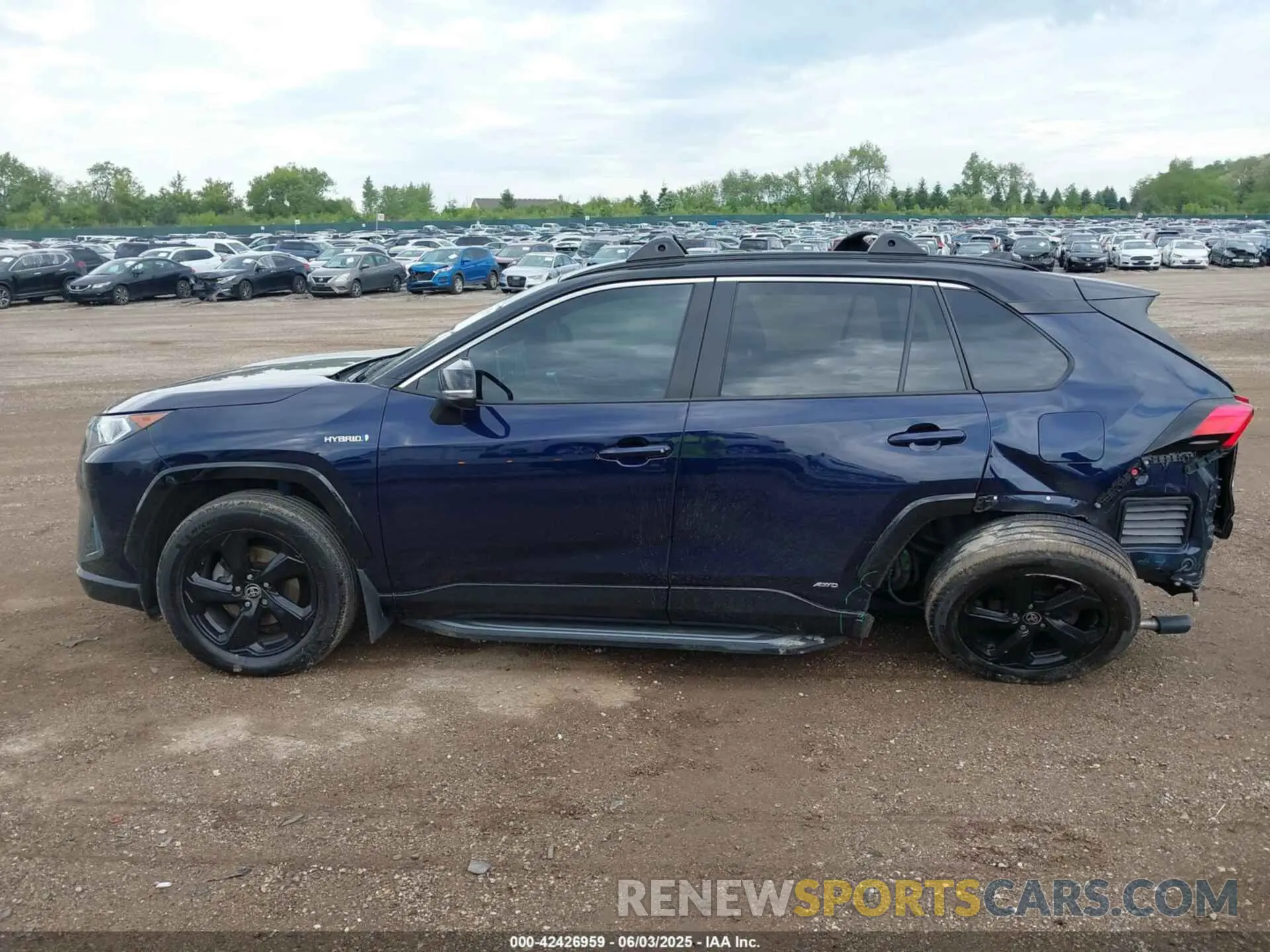 14 Photograph of a damaged car 4T3E6RFV0MU053245 TOYOTA RAV4 HYBRID 2021