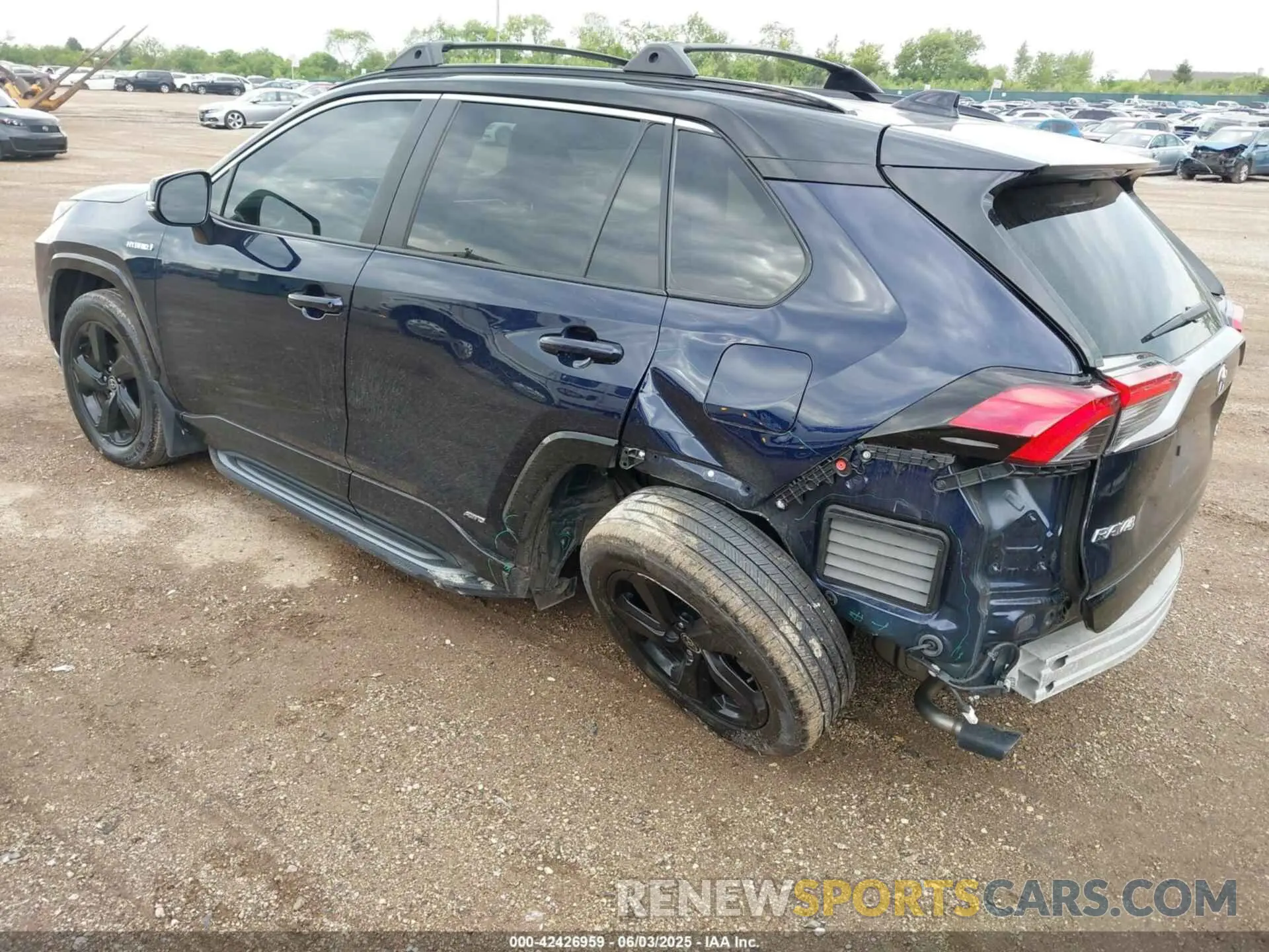 3 Photograph of a damaged car 4T3E6RFV0MU053245 TOYOTA RAV4 HYBRID 2021