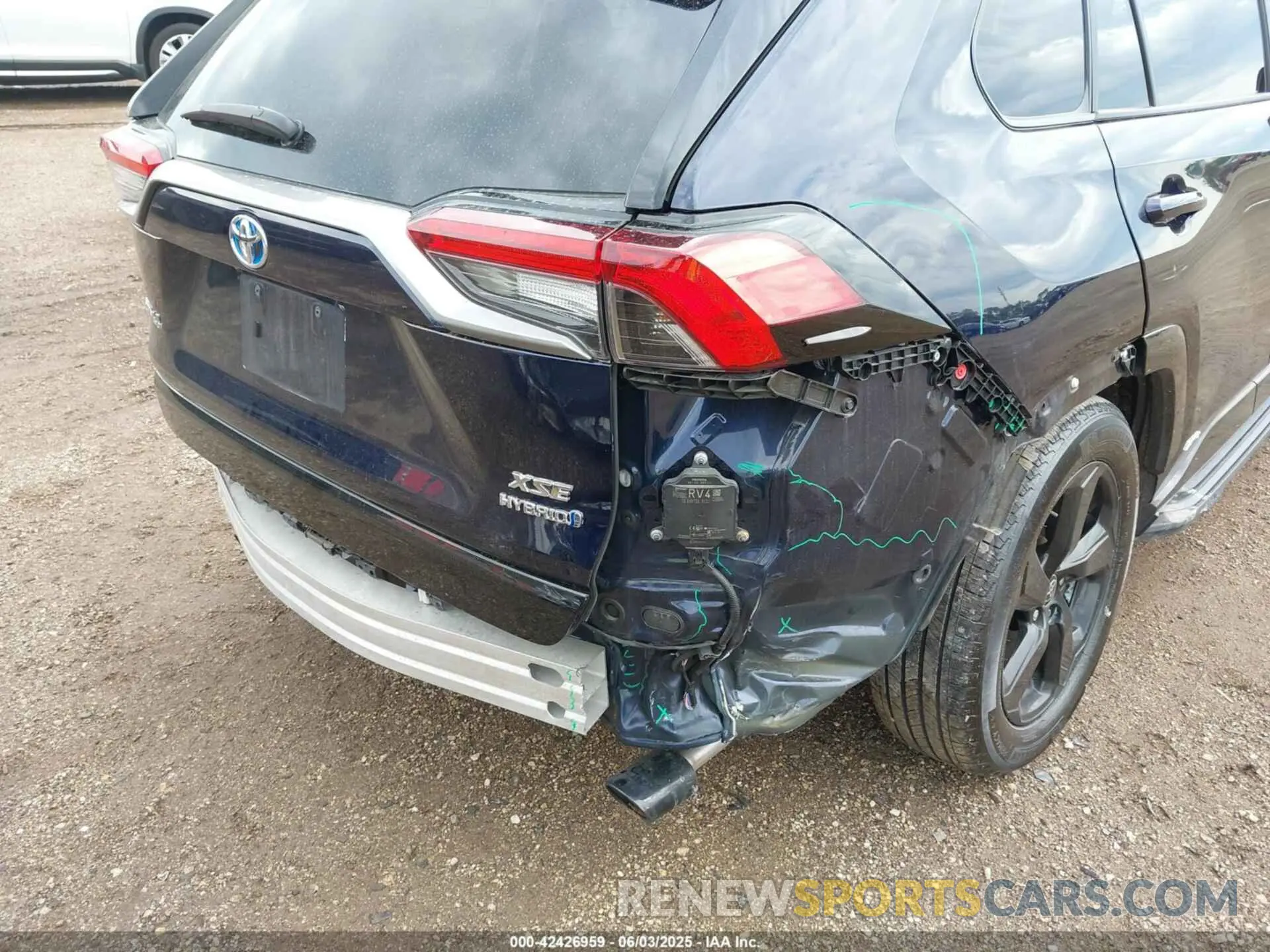 6 Photograph of a damaged car 4T3E6RFV0MU053245 TOYOTA RAV4 HYBRID 2021