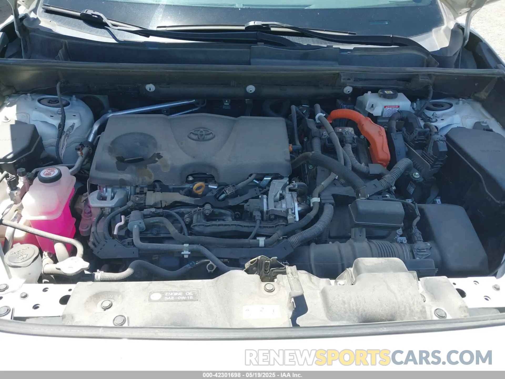 10 Photograph of a damaged car 4T3E6RFV1MU037300 TOYOTA RAV4 HYBRID 2021