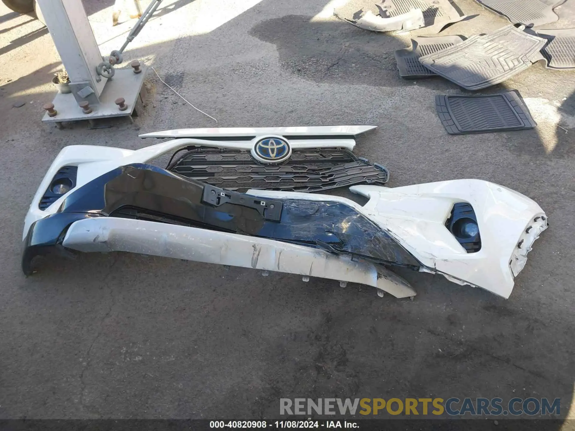 12 Photograph of a damaged car 4T3E6RFV1MU043355 TOYOTA RAV4 HYBRID 2021