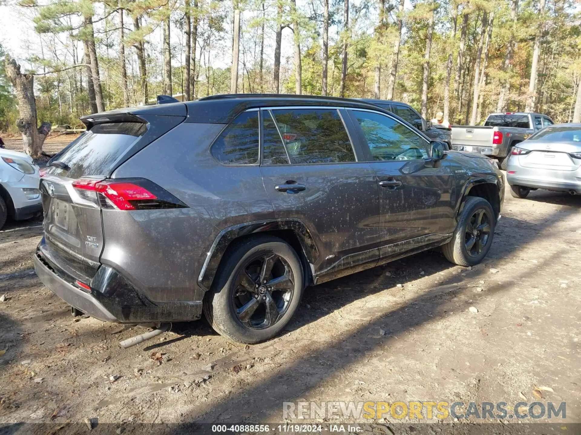 4 Photograph of a damaged car 4T3E6RFV1MU057806 TOYOTA RAV4 HYBRID 2021