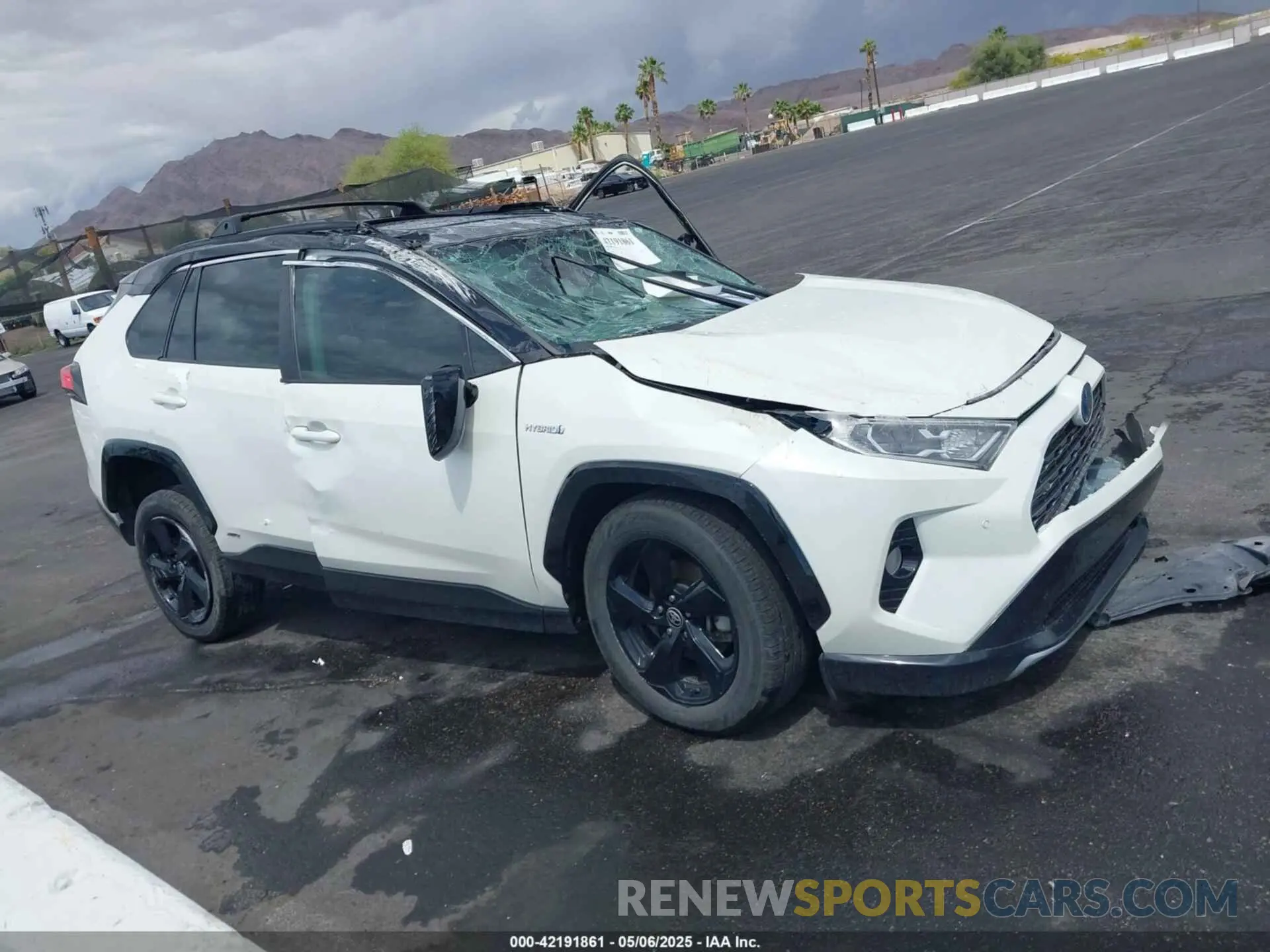1 Photograph of a damaged car 4T3E6RFV3MU048055 TOYOTA RAV4 HYBRID 2021