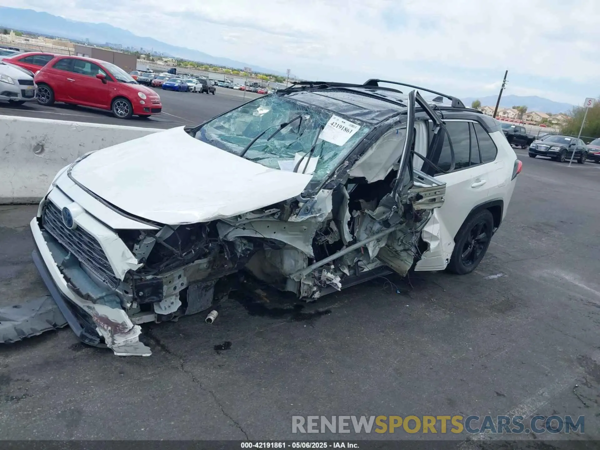 14 Photograph of a damaged car 4T3E6RFV3MU048055 TOYOTA RAV4 HYBRID 2021