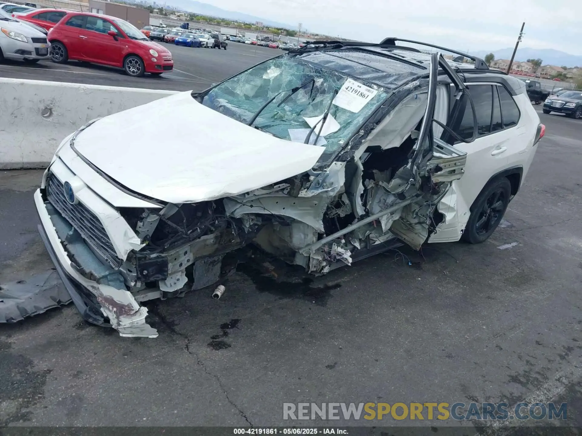 2 Photograph of a damaged car 4T3E6RFV3MU048055 TOYOTA RAV4 HYBRID 2021