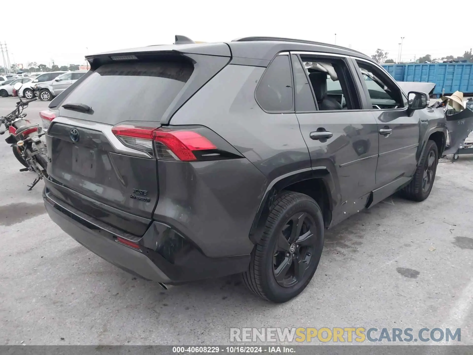 4 Photograph of a damaged car 4T3E6RFV3MU063526 TOYOTA RAV4 HYBRID 2021