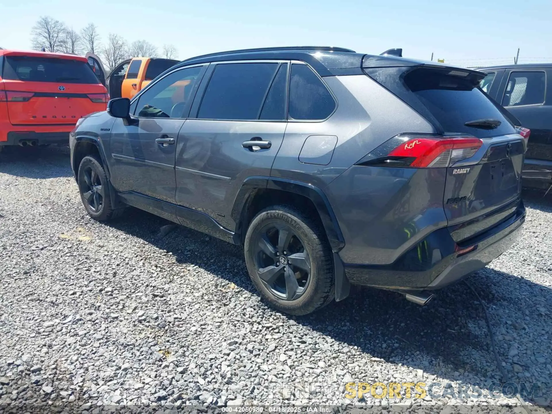 3 Photograph of a damaged car 4T3E6RFV4MU058397 TOYOTA RAV4 HYBRID 2021