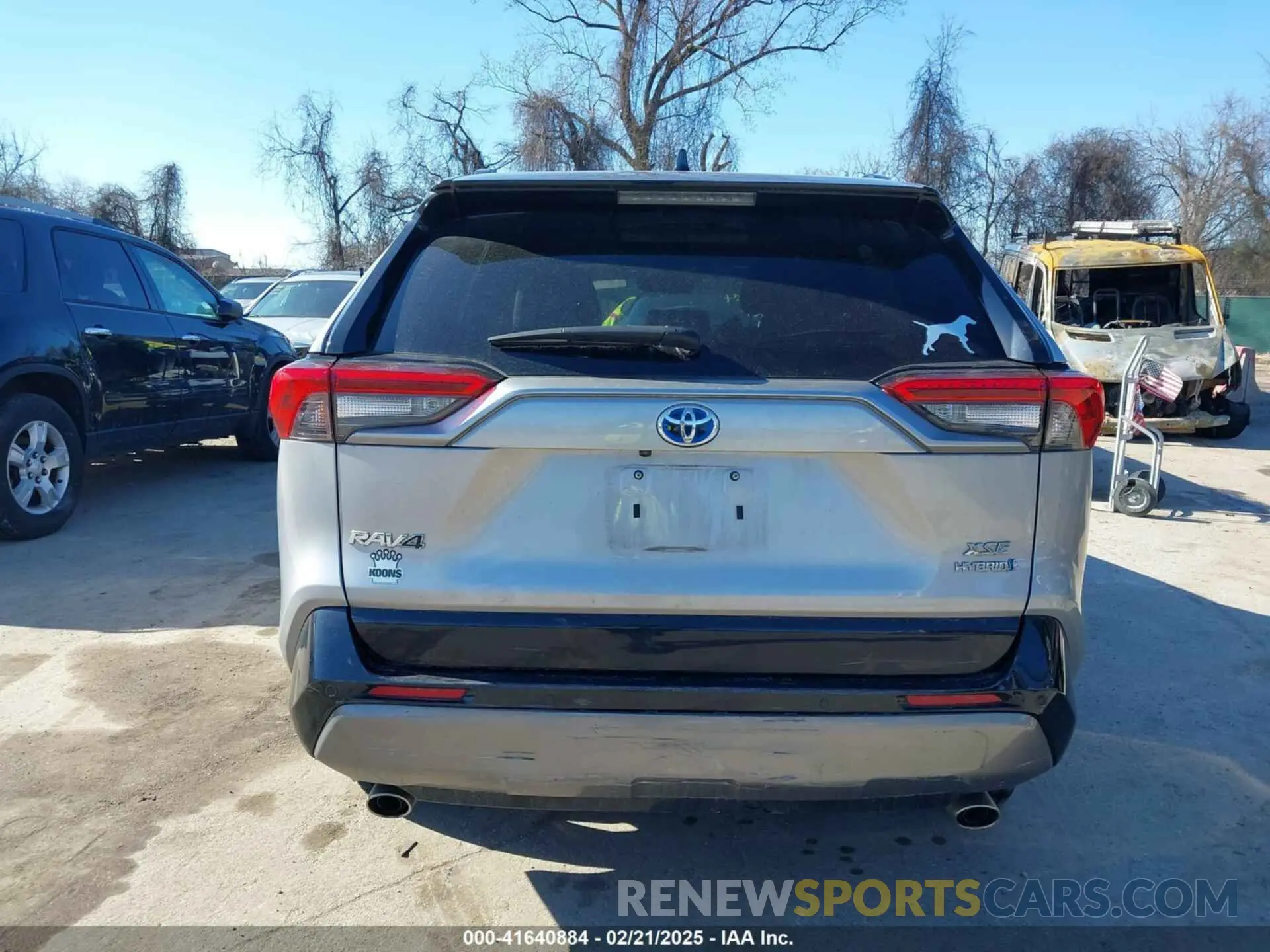 16 Photograph of a damaged car 4T3E6RFV7MU033736 TOYOTA RAV4 HYBRID 2021