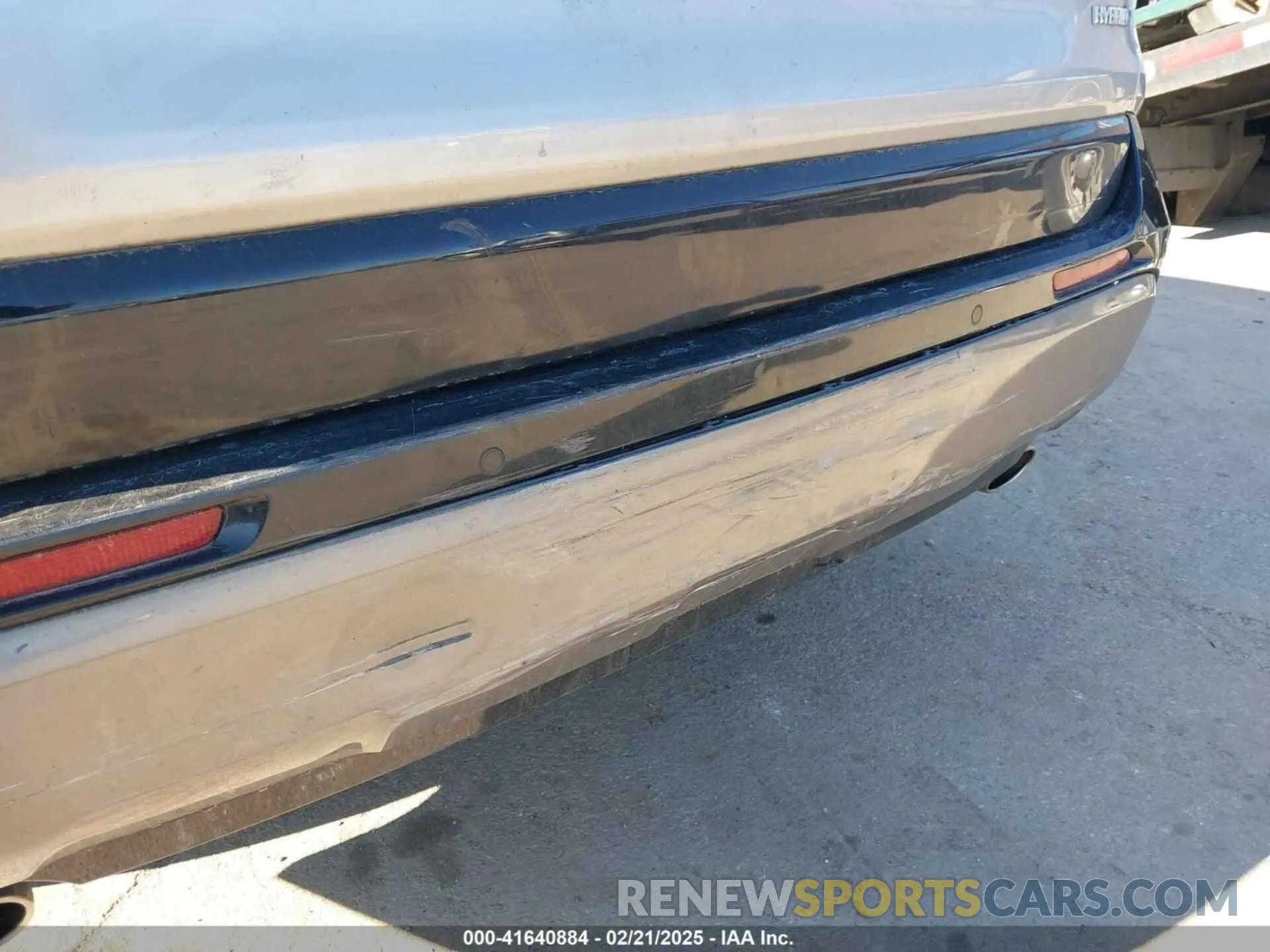 17 Photograph of a damaged car 4T3E6RFV7MU033736 TOYOTA RAV4 HYBRID 2021