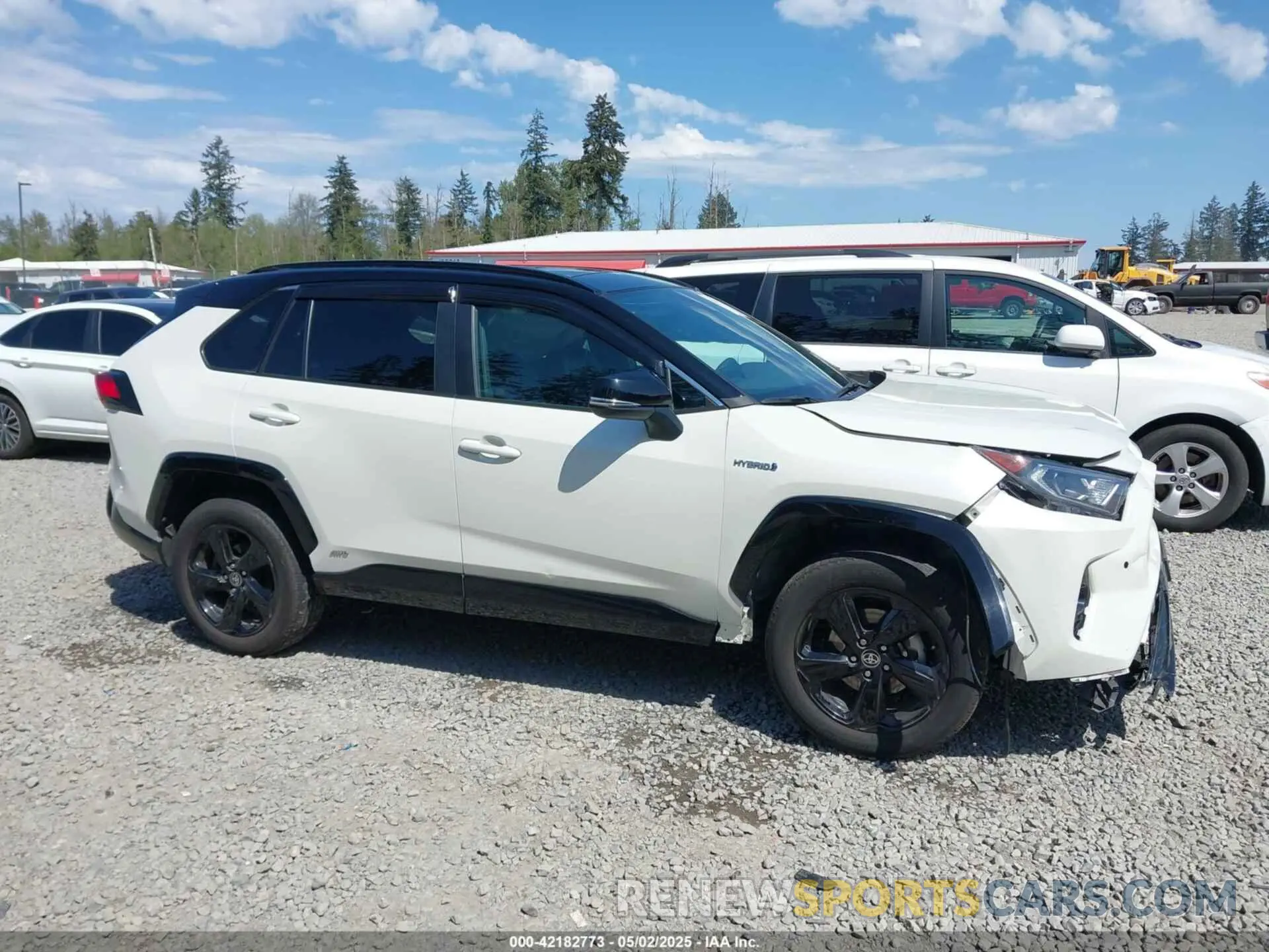 14 Photograph of a damaged car 4T3E6RFV9MU040817 TOYOTA RAV4 HYBRID 2021