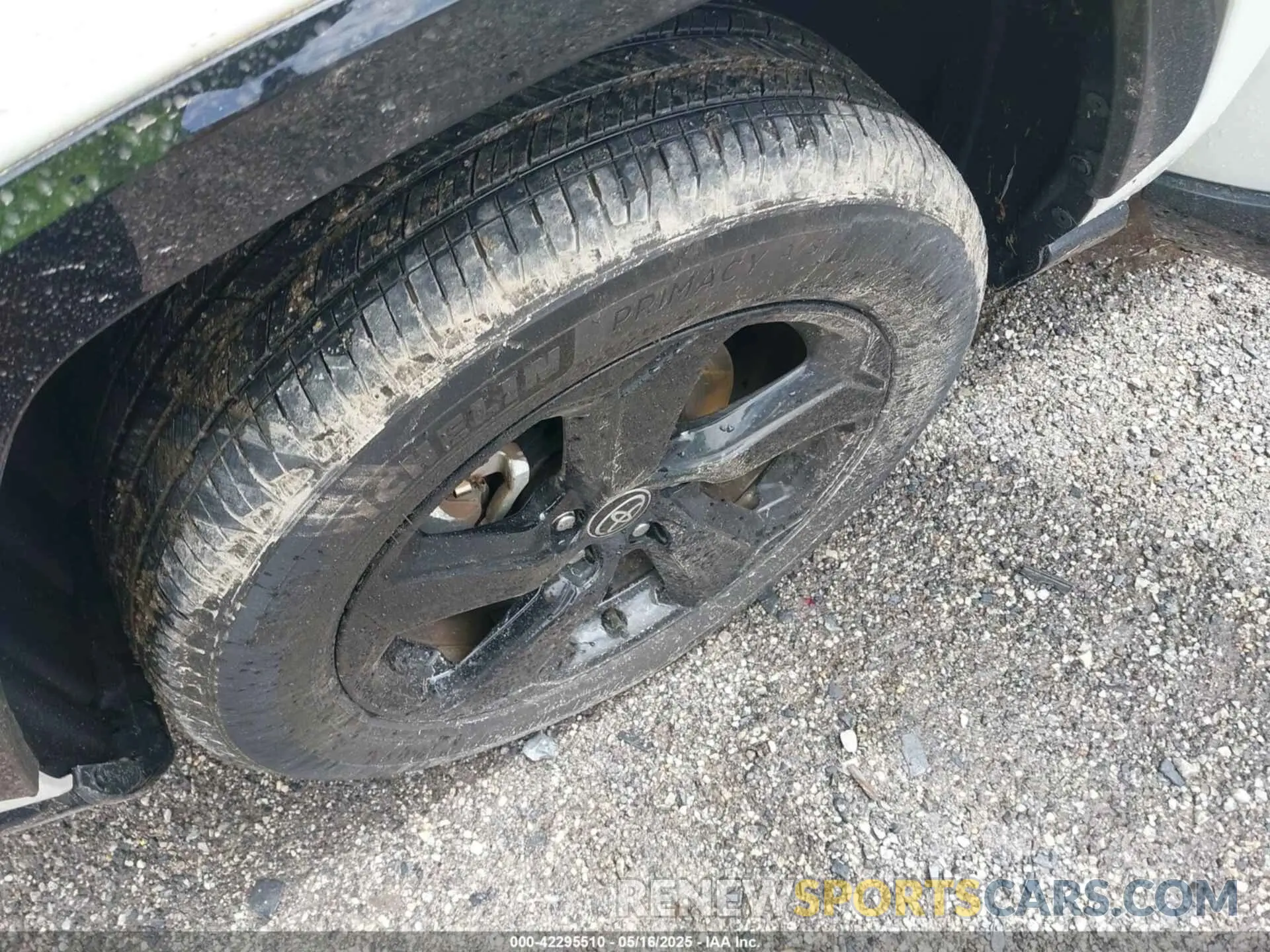 12 Photograph of a damaged car 4T3E6RFV9MU052563 TOYOTA RAV4 HYBRID 2021