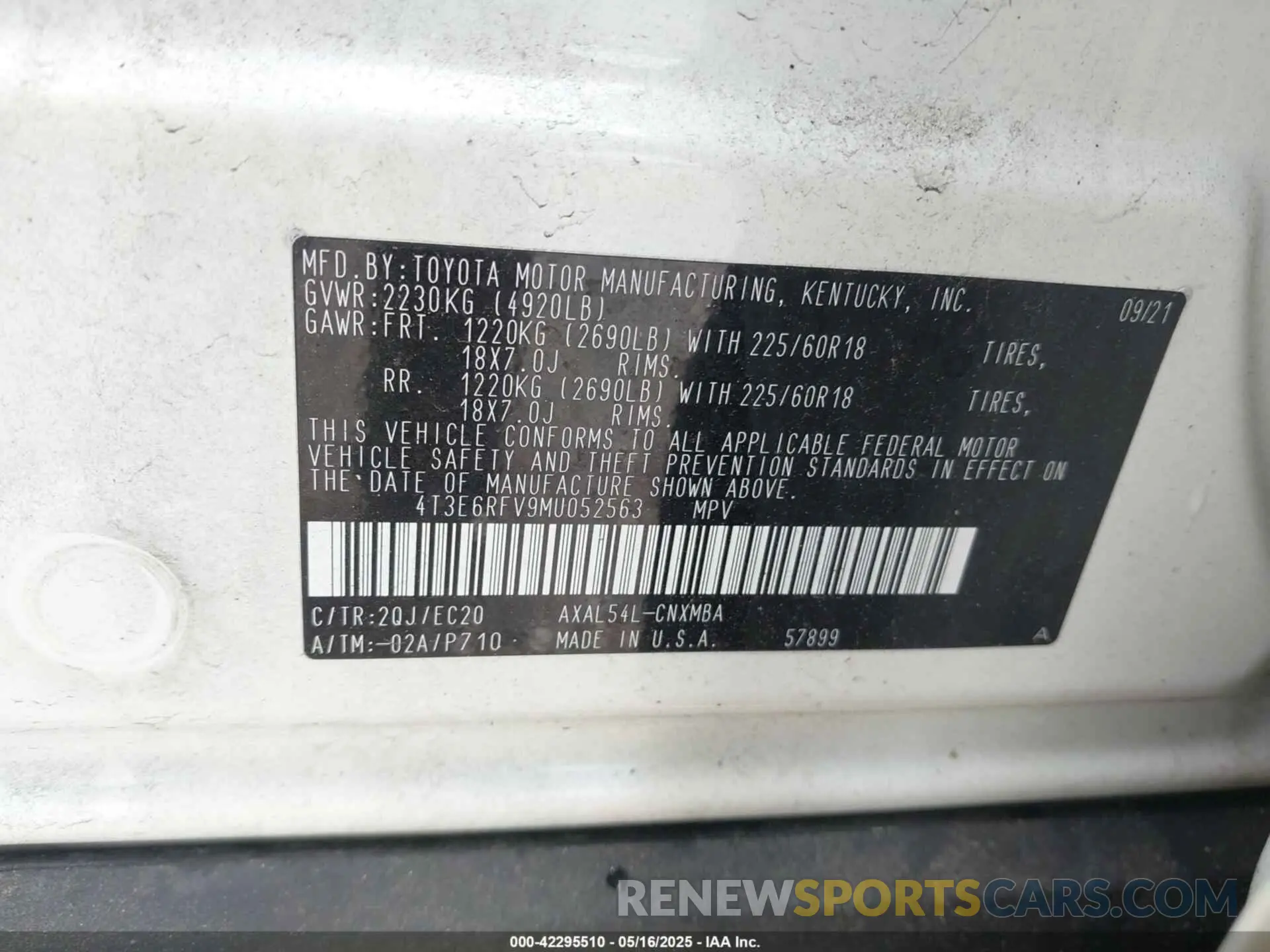 9 Photograph of a damaged car 4T3E6RFV9MU052563 TOYOTA RAV4 HYBRID 2021