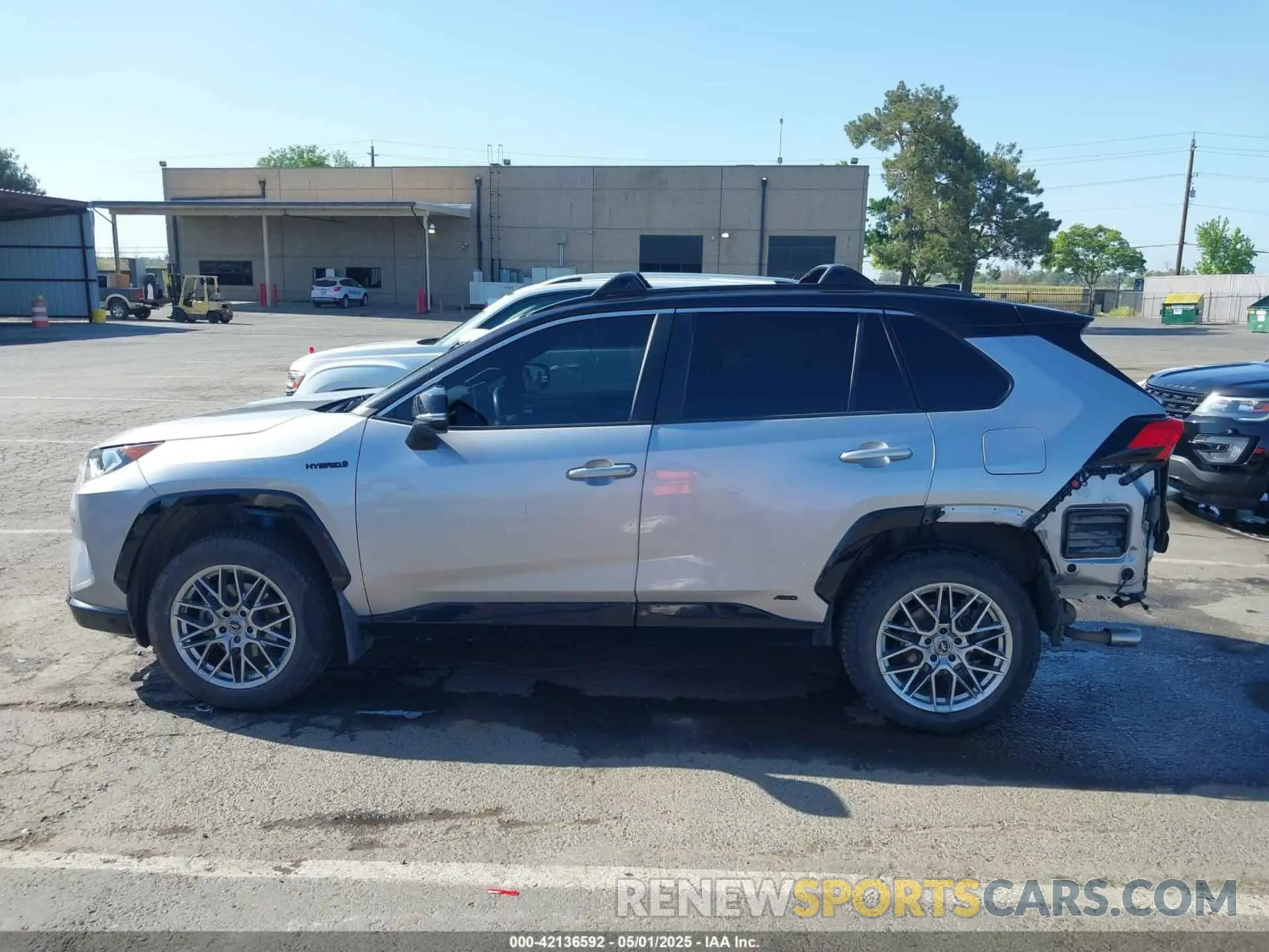 15 Photograph of a damaged car 4T3E6RFVXMU016087 TOYOTA RAV4 HYBRID 2021