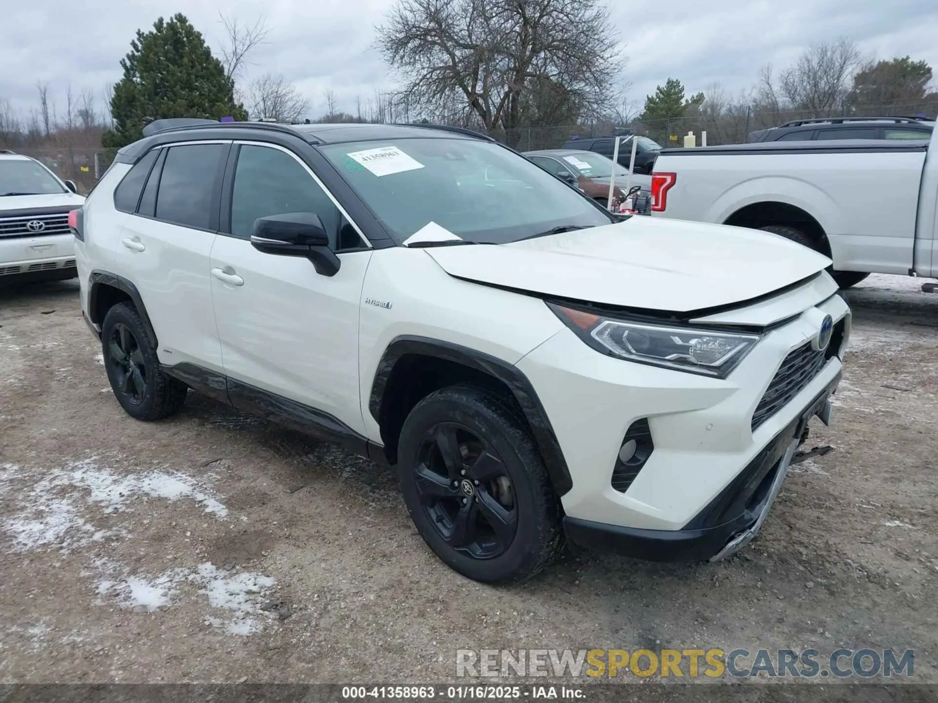 1 Photograph of a damaged car 4T3E6RFVXMU032368 TOYOTA RAV4 HYBRID 2021