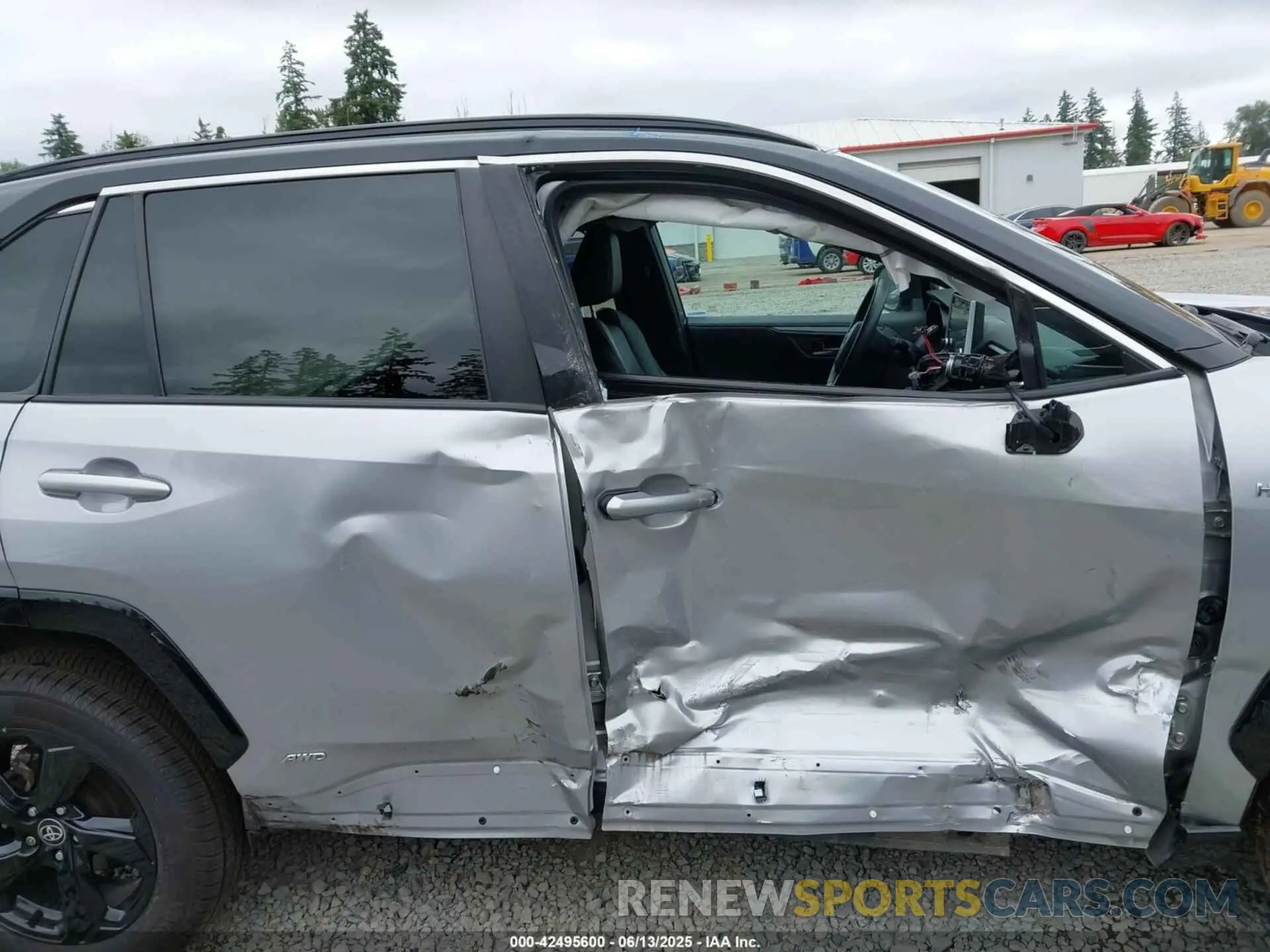 6 Photograph of a damaged car 4T3E6RFVXMU037621 TOYOTA RAV4 HYBRID 2021