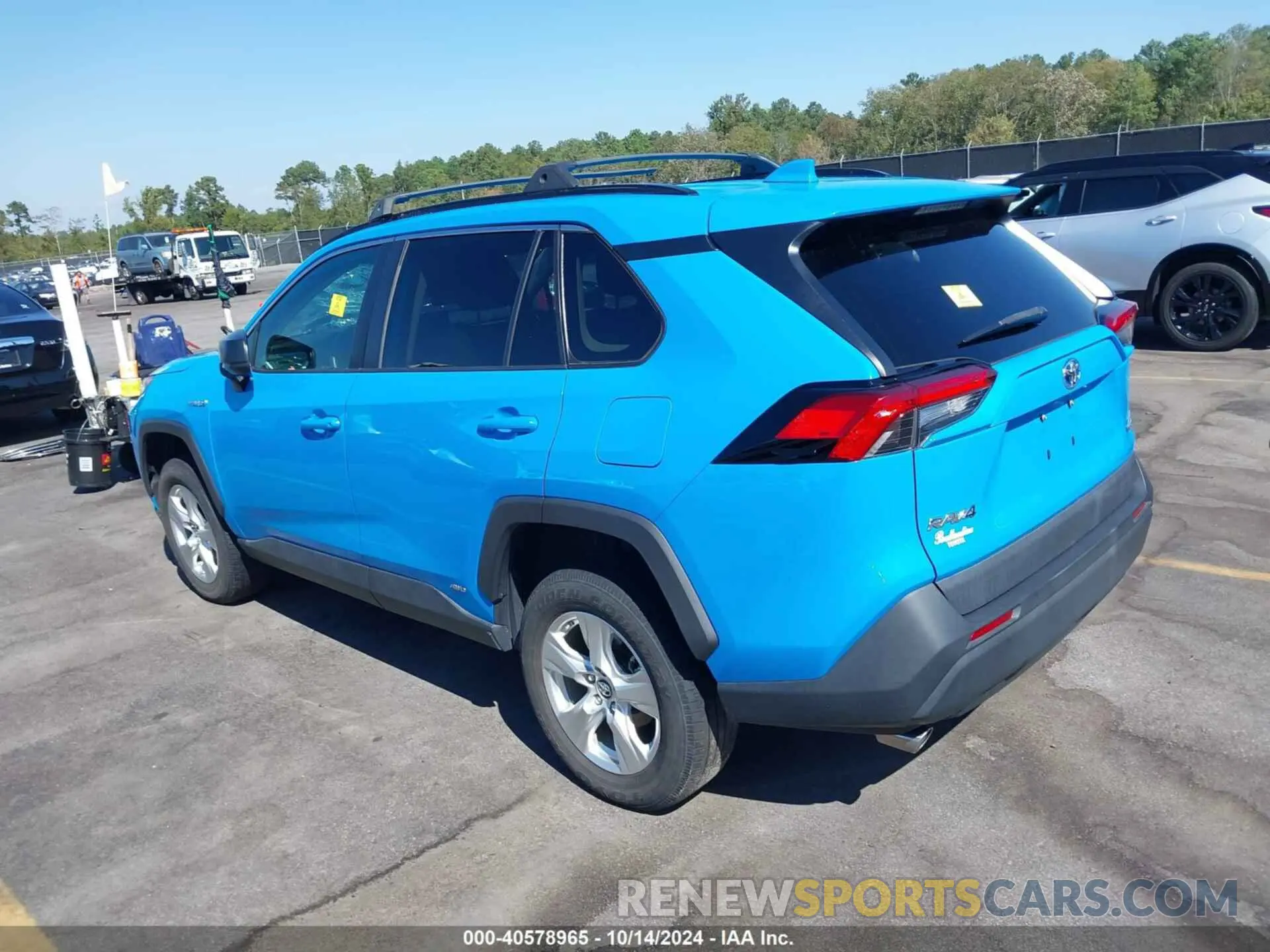 3 Photograph of a damaged car 4T3L6RFV2MU015135 TOYOTA RAV4 HYBRID 2021