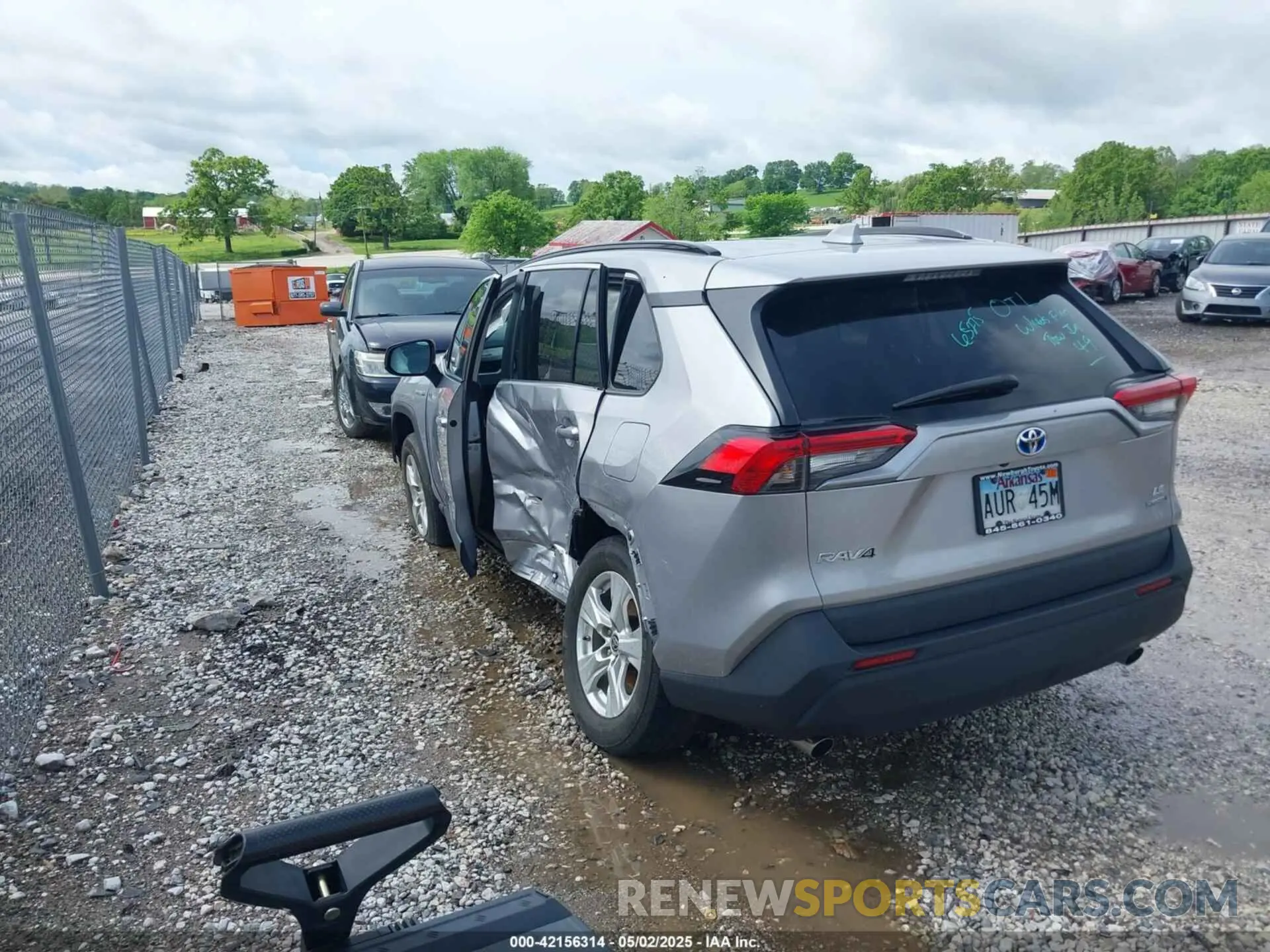 3 Photograph of a damaged car 4T3LWRFV1MU039779 TOYOTA RAV4 HYBRID 2021