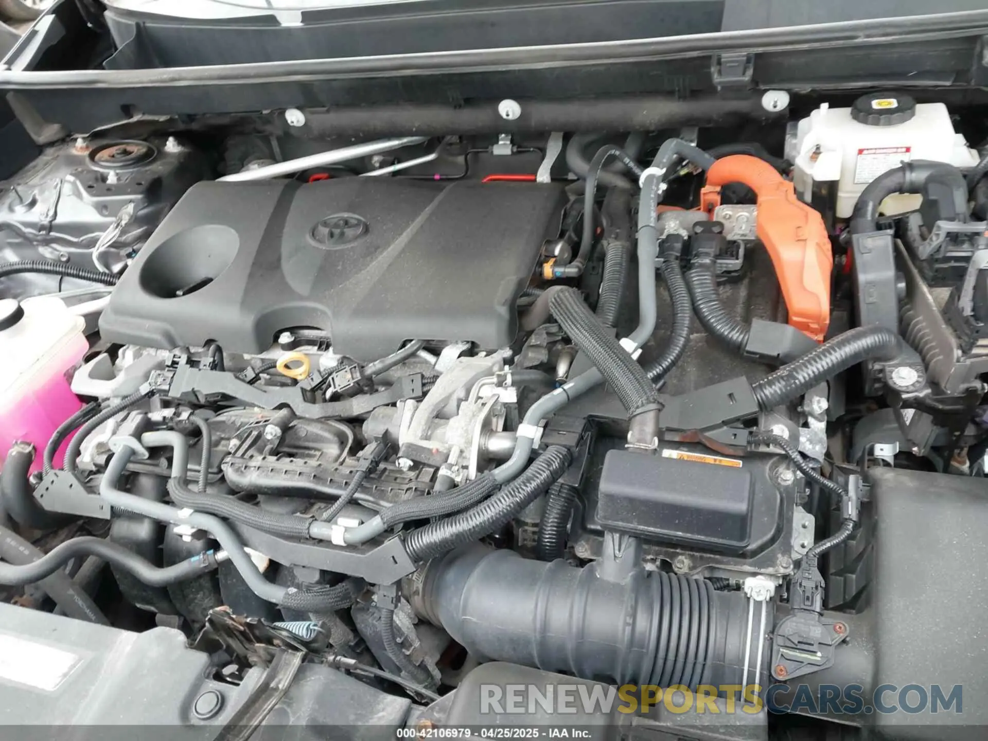 10 Photograph of a damaged car 4T3LWRFV3MU041338 TOYOTA RAV4 HYBRID 2021