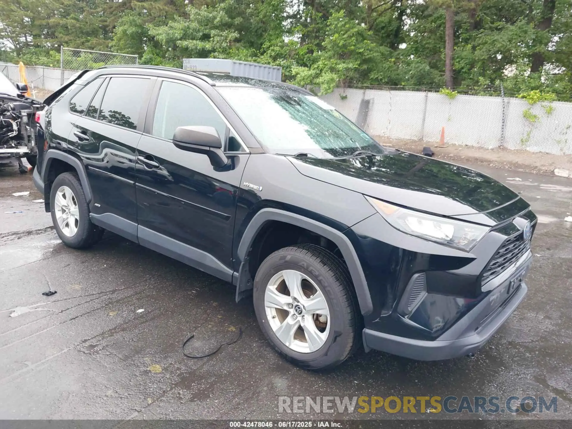 1 Photograph of a damaged car 4T3LWRFV4MU012690 TOYOTA RAV4 HYBRID 2021