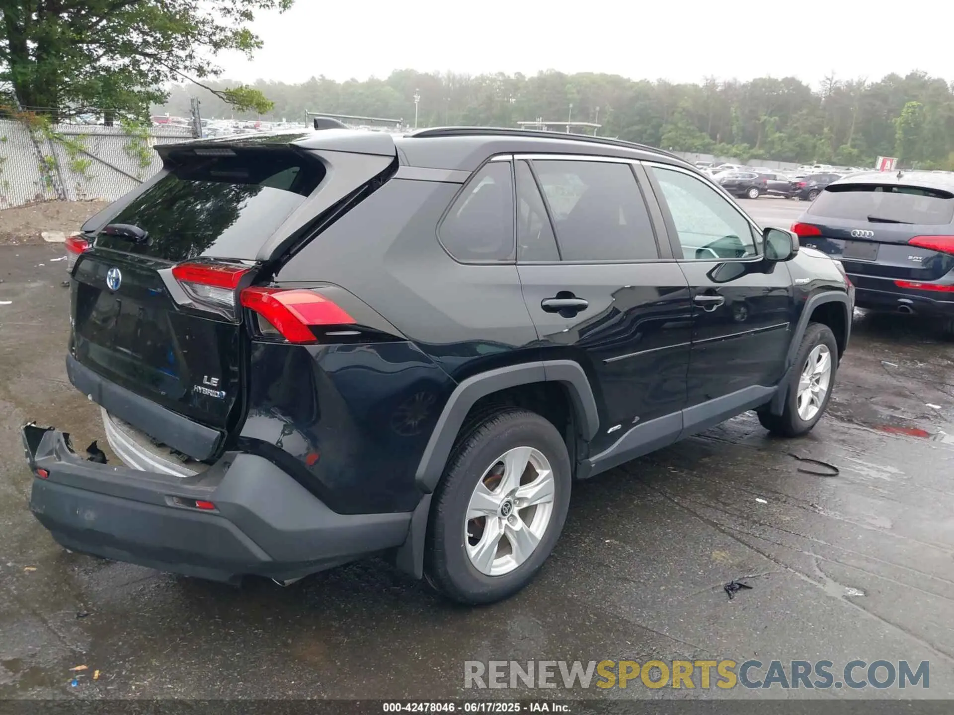 4 Photograph of a damaged car 4T3LWRFV4MU012690 TOYOTA RAV4 HYBRID 2021