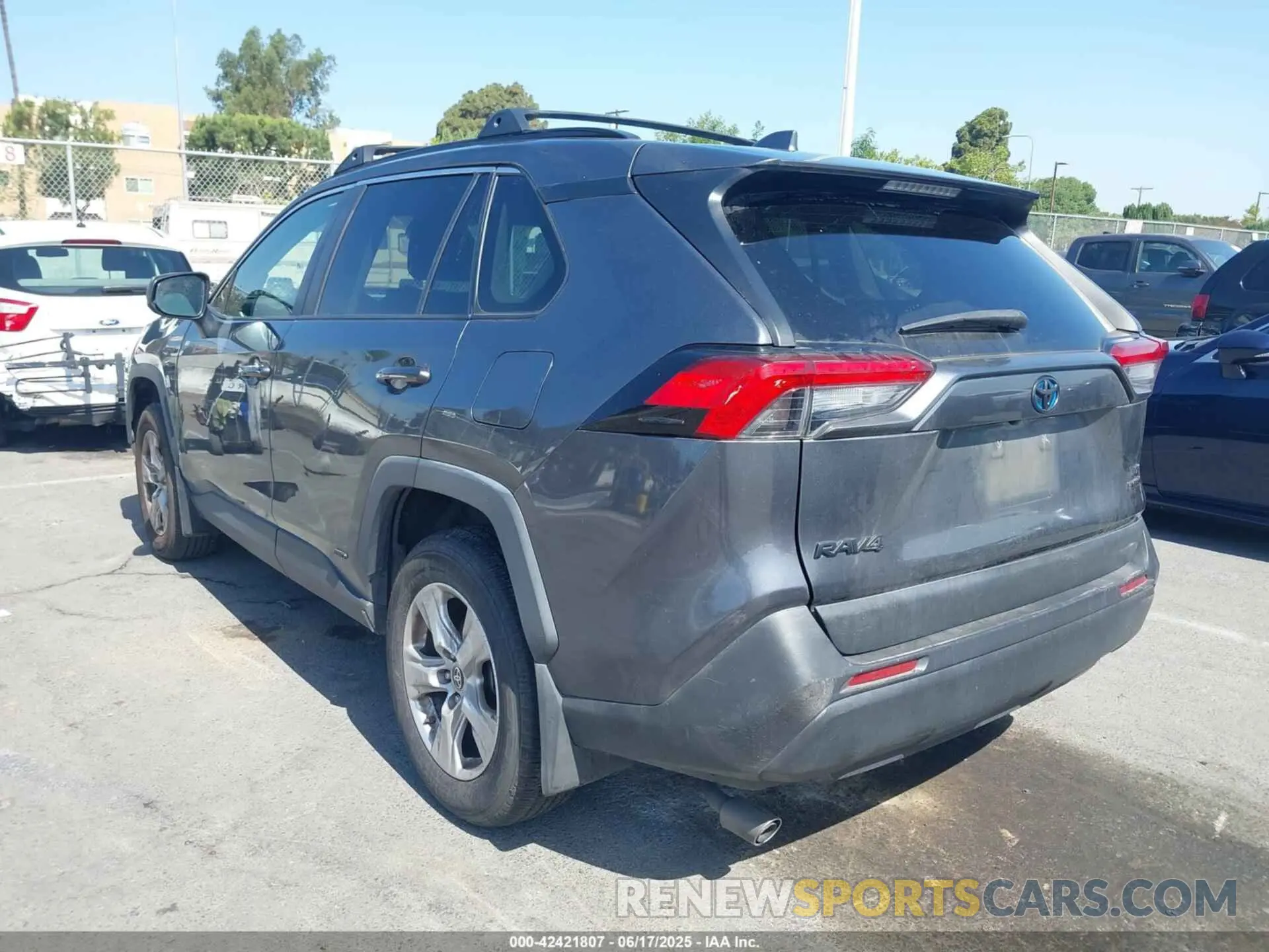 3 Photograph of a damaged car 4T3LWRFV9MU014709 TOYOTA RAV4 HYBRID 2021
