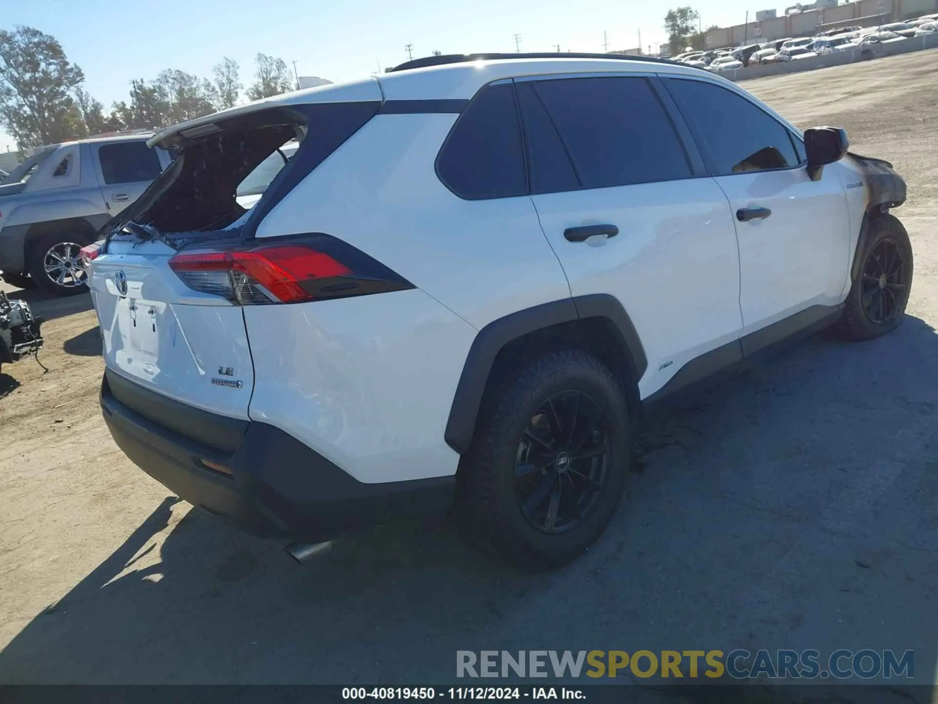 4 Photograph of a damaged car 4T3LWRFVXMU015416 TOYOTA RAV4 HYBRID 2021