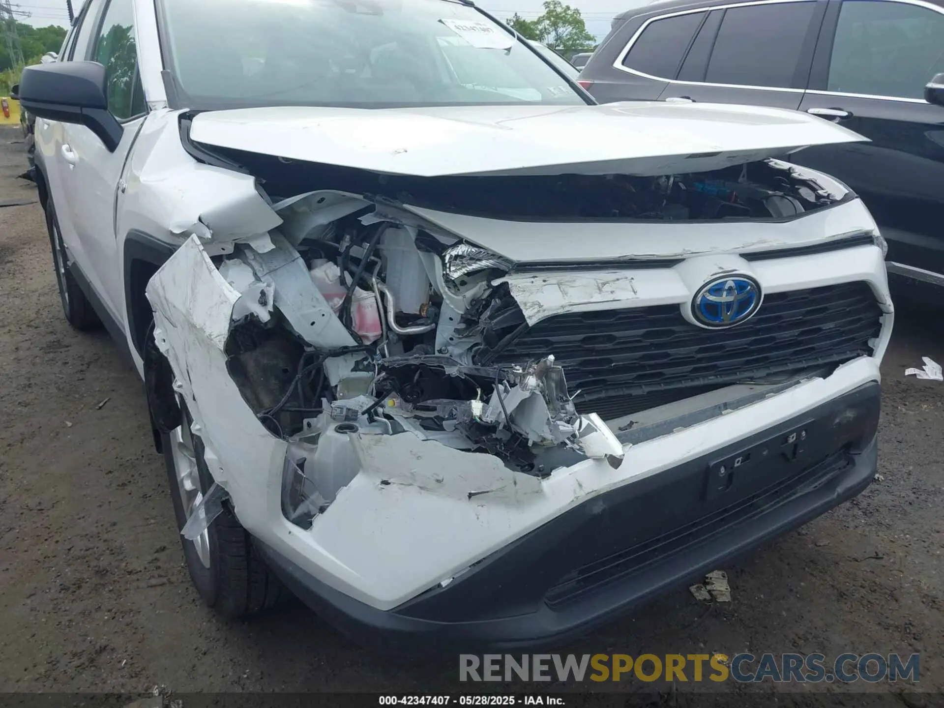 6 Photograph of a damaged car 4T3LWRFVXMU025282 TOYOTA RAV4 HYBRID 2021