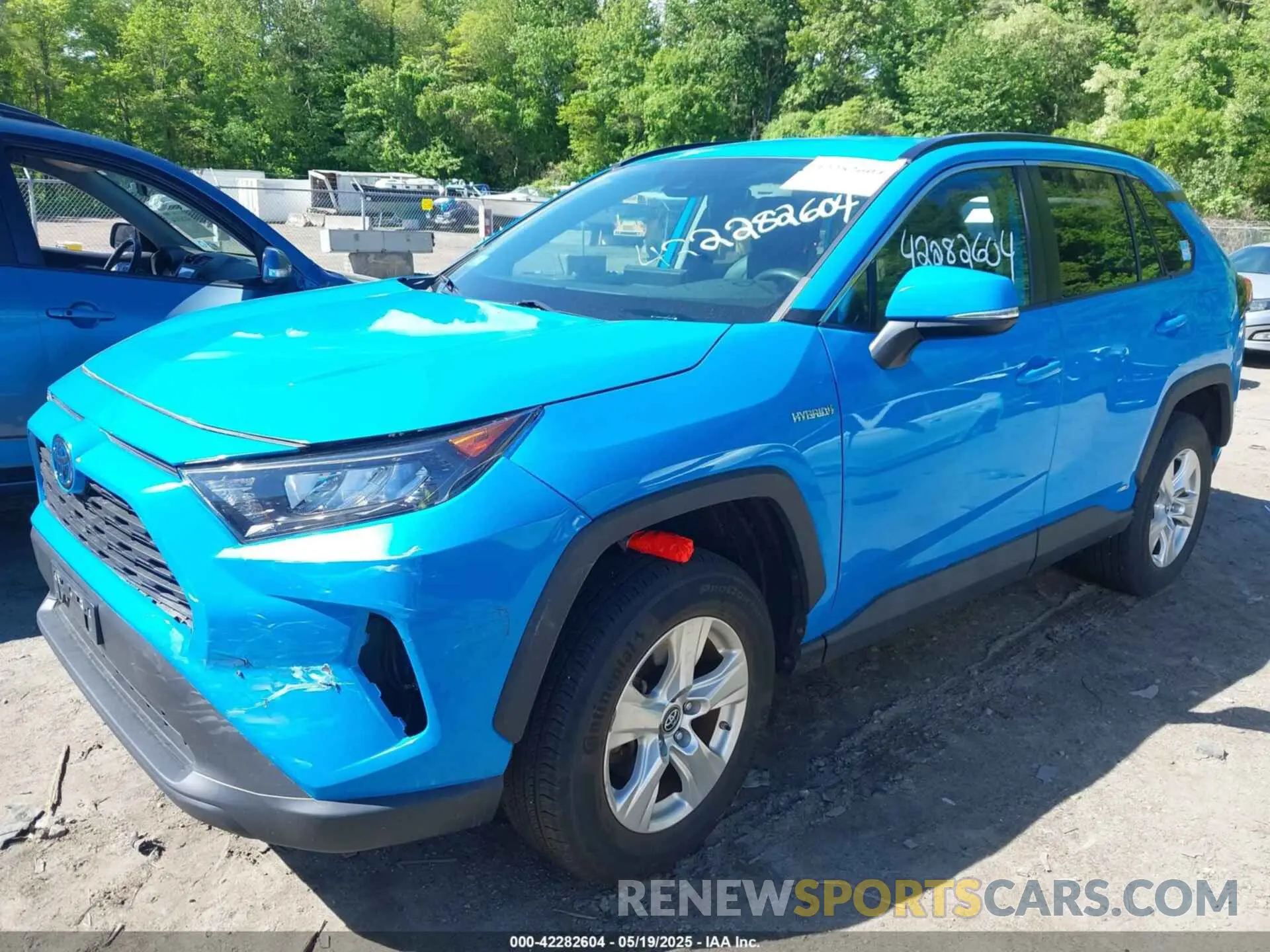 2 Photograph of a damaged car 4T3M6RFV1MU018418 TOYOTA RAV4 HYBRID 2021
