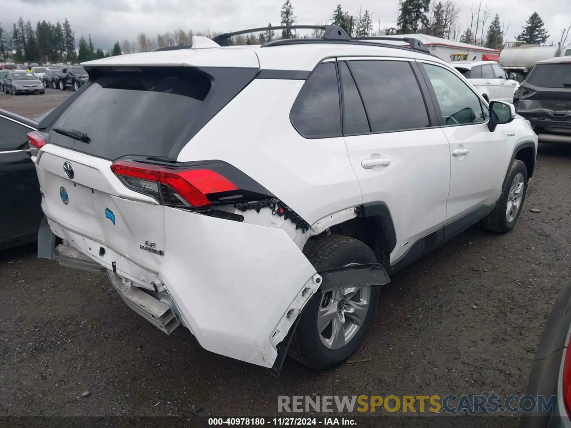 4 Photograph of a damaged car 4T3MWRFV2MU047488 TOYOTA RAV4 HYBRID 2021