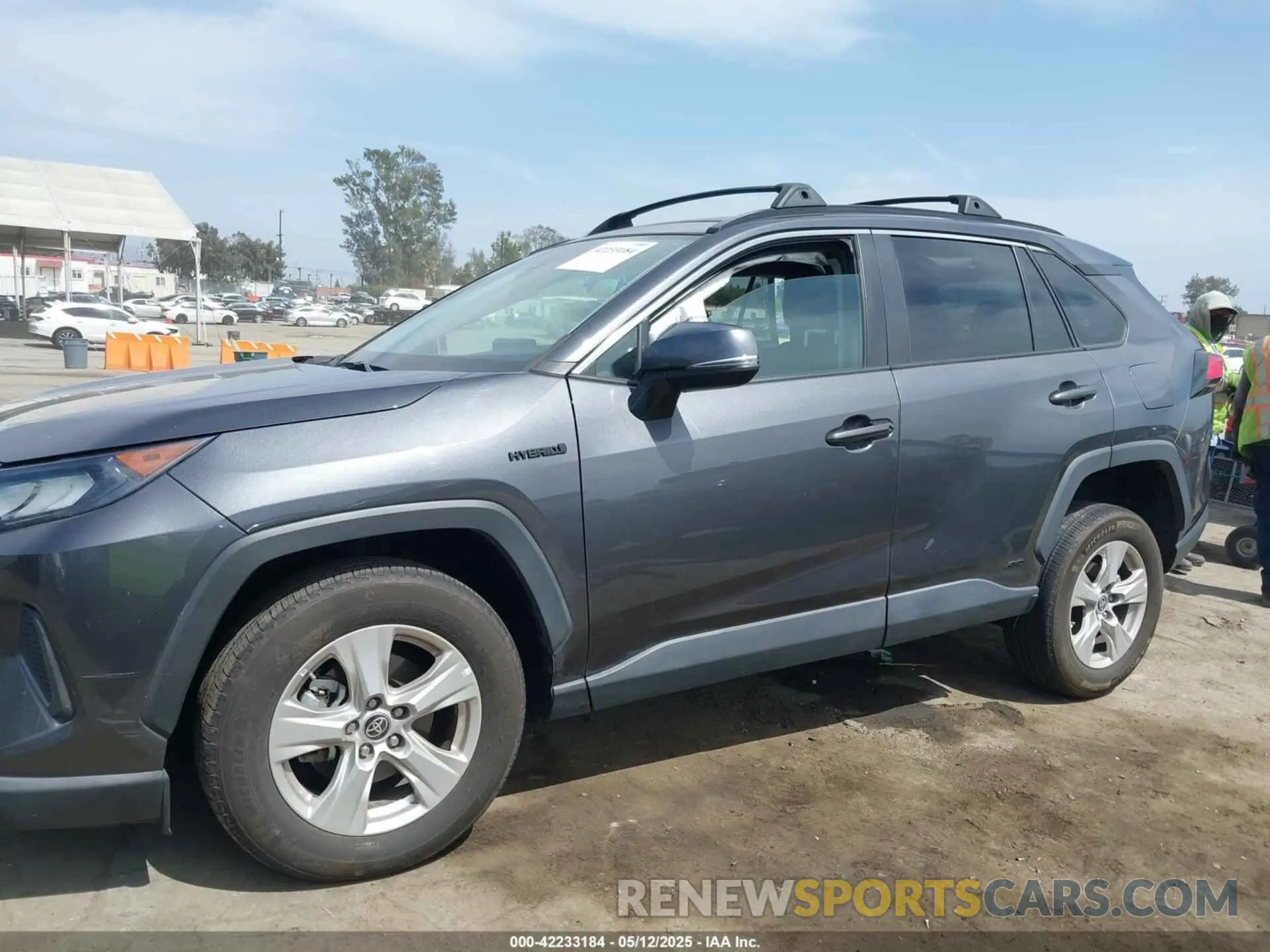 13 Photograph of a damaged car 4T3MWRFV3MU048813 TOYOTA RAV4 HYBRID 2021