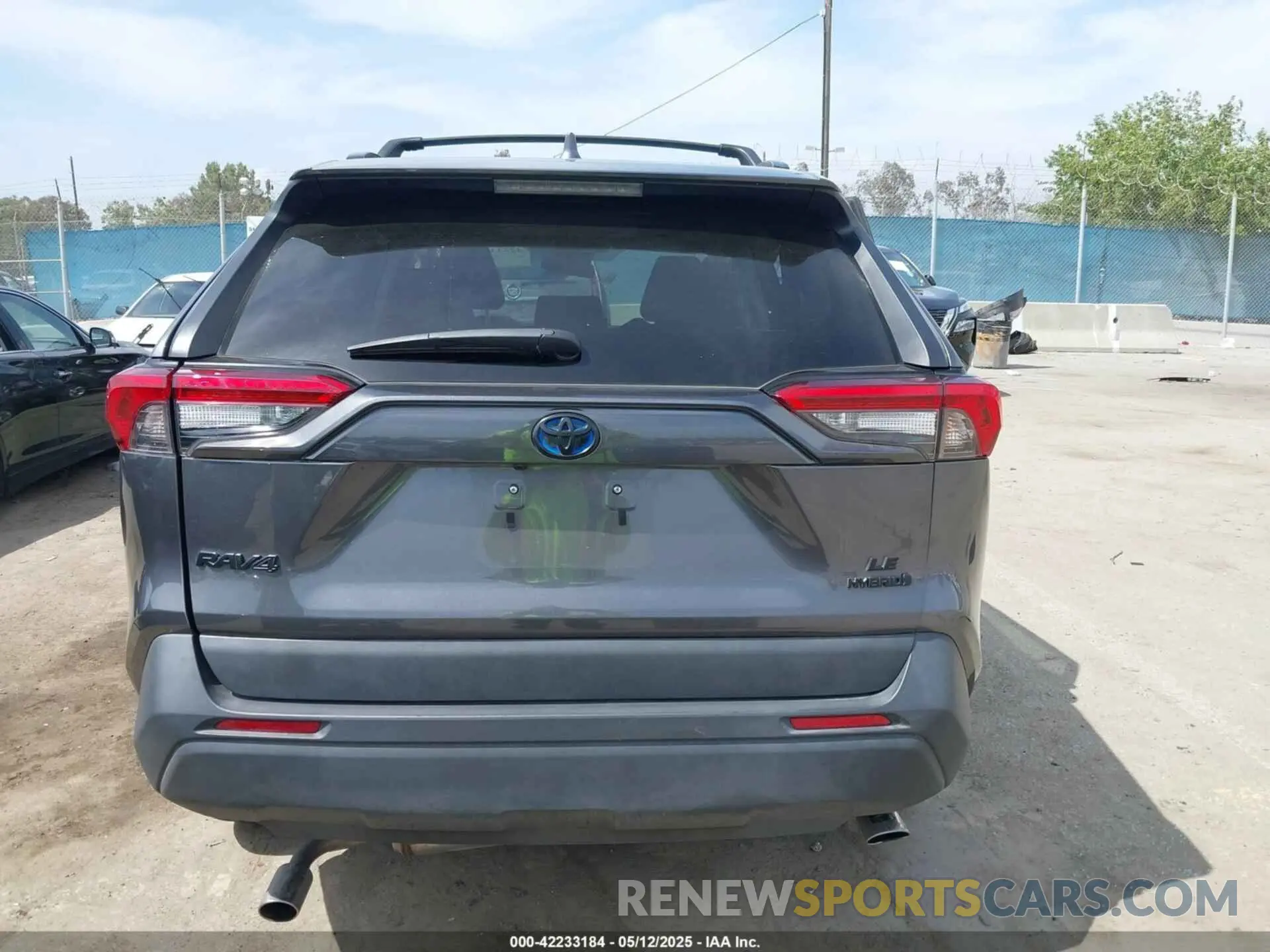 15 Photograph of a damaged car 4T3MWRFV3MU048813 TOYOTA RAV4 HYBRID 2021
