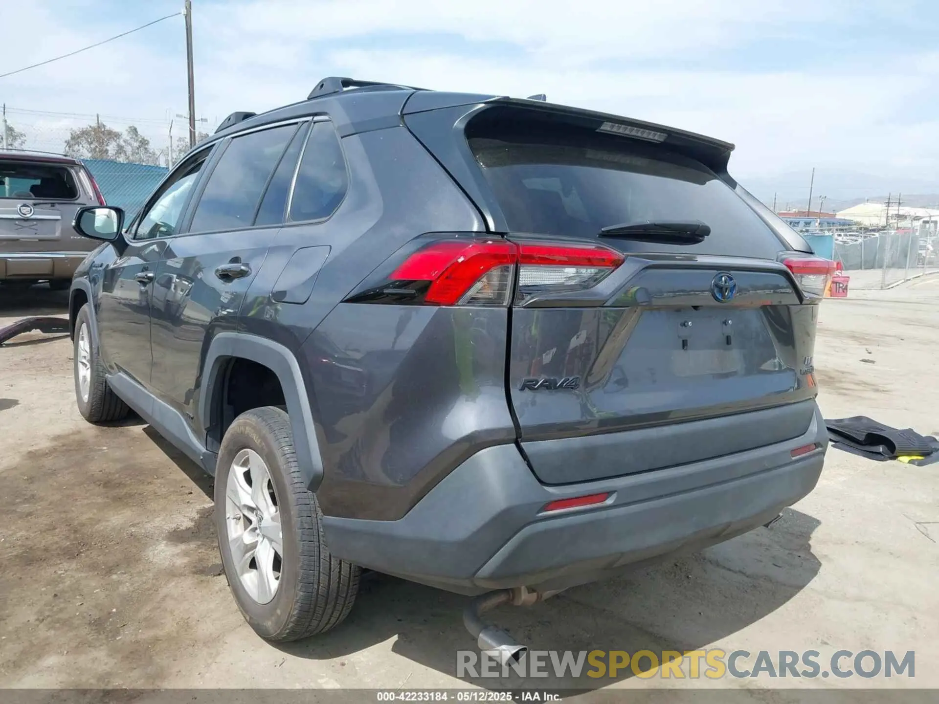 3 Photograph of a damaged car 4T3MWRFV3MU048813 TOYOTA RAV4 HYBRID 2021