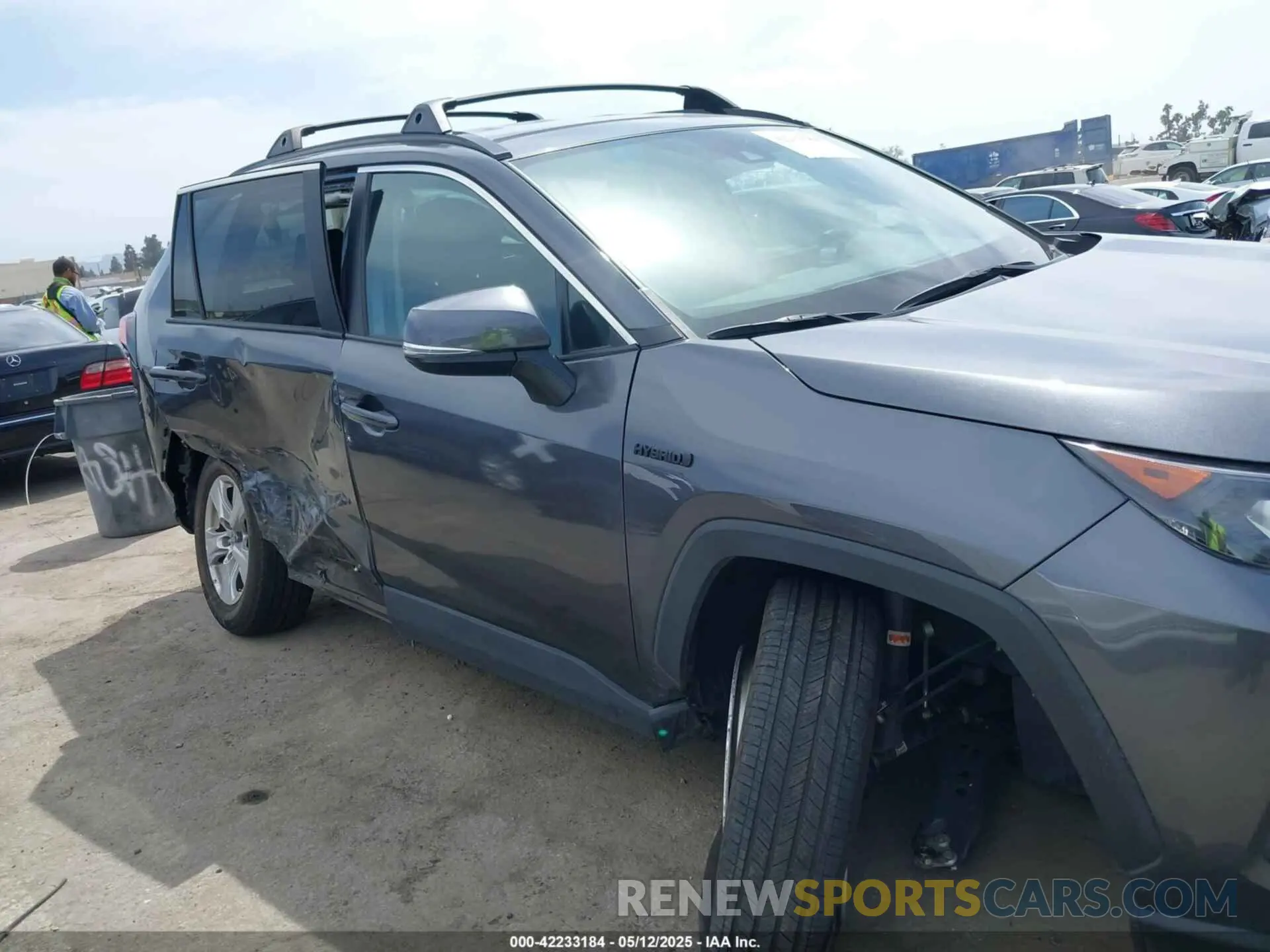 6 Photograph of a damaged car 4T3MWRFV3MU048813 TOYOTA RAV4 HYBRID 2021