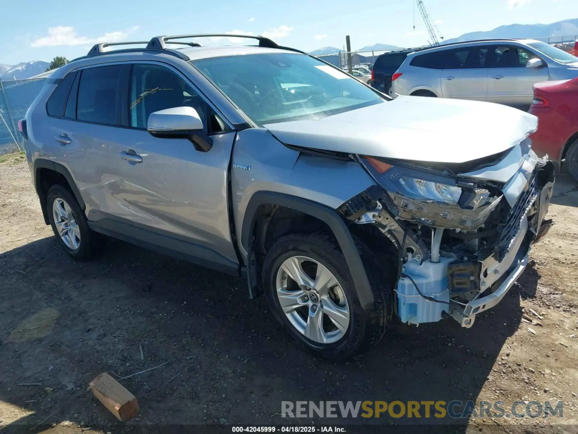 1 Photograph of a damaged car 4T3MWRFV4MU032538 TOYOTA RAV4 HYBRID 2021