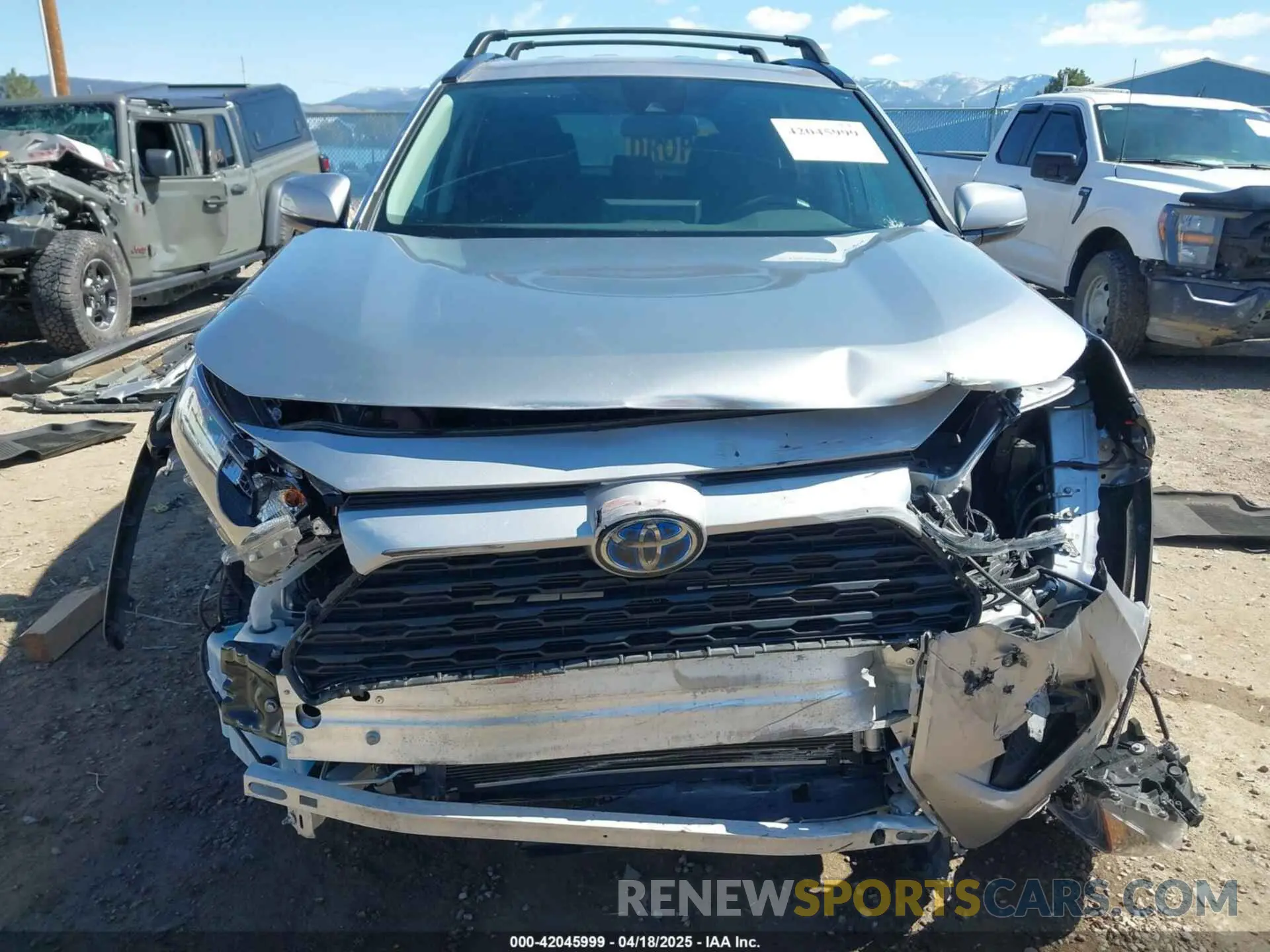 13 Photograph of a damaged car 4T3MWRFV4MU032538 TOYOTA RAV4 HYBRID 2021