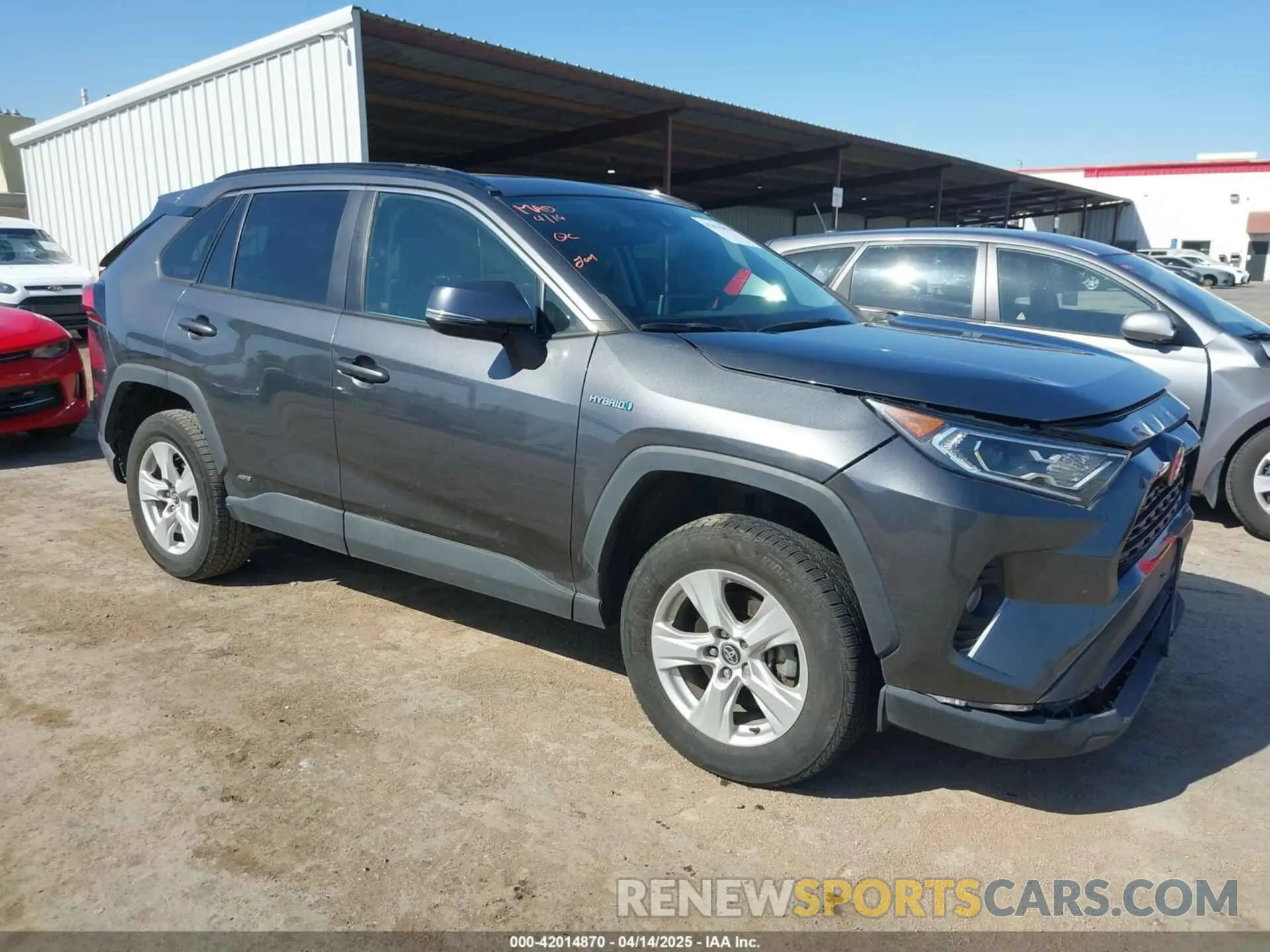 1 Photograph of a damaged car 4T3R6RFV3MU018796 TOYOTA RAV4 HYBRID 2021