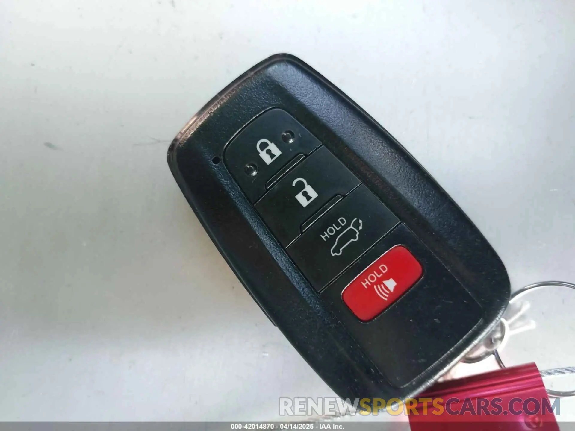 11 Photograph of a damaged car 4T3R6RFV3MU018796 TOYOTA RAV4 HYBRID 2021