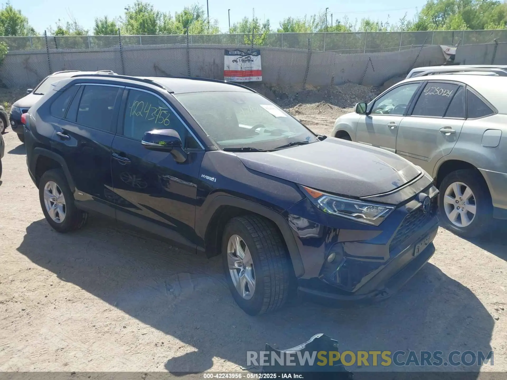 1 Photograph of a damaged car 4T3R6RFV4MU029452 TOYOTA RAV4 HYBRID 2021