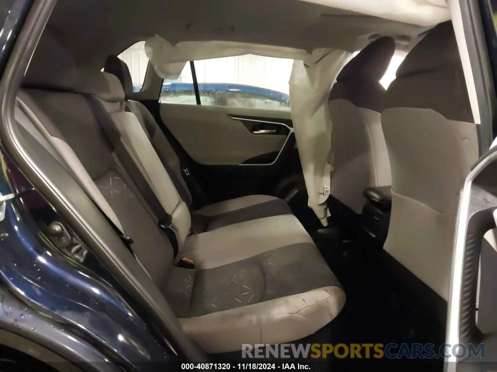 8 Photograph of a damaged car 4T3R6RFV8MU016574 TOYOTA RAV4 HYBRID 2021