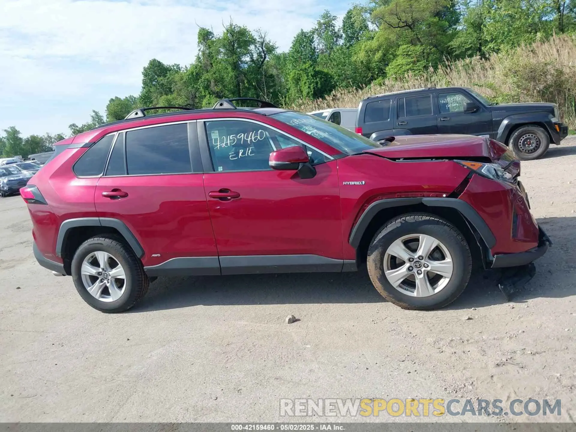 14 Photograph of a damaged car 4T3R6RFV8MU030460 TOYOTA RAV4 HYBRID 2021