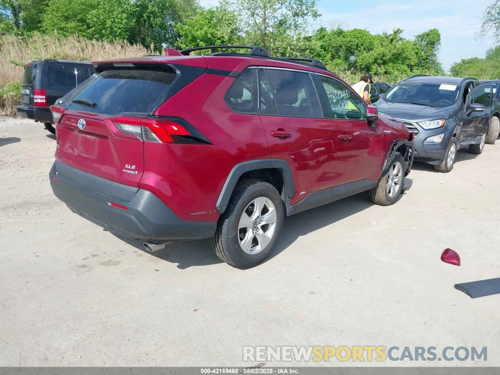 4 Photograph of a damaged car 4T3R6RFV8MU030460 TOYOTA RAV4 HYBRID 2021