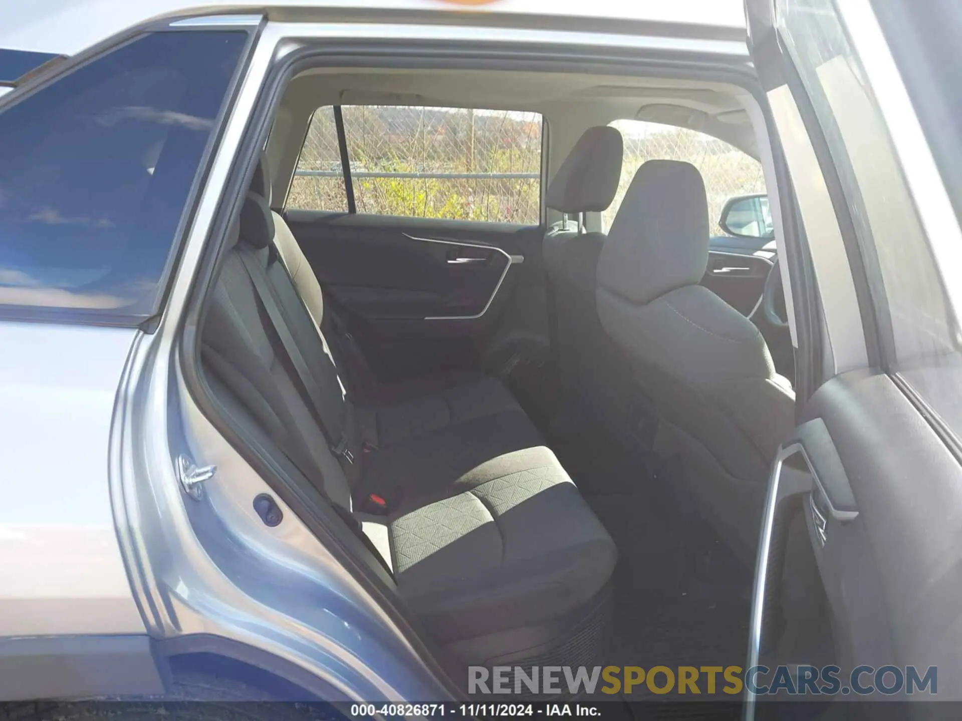 8 Photograph of a damaged car 4T3RWRFV1MU044605 TOYOTA RAV4 HYBRID 2021
