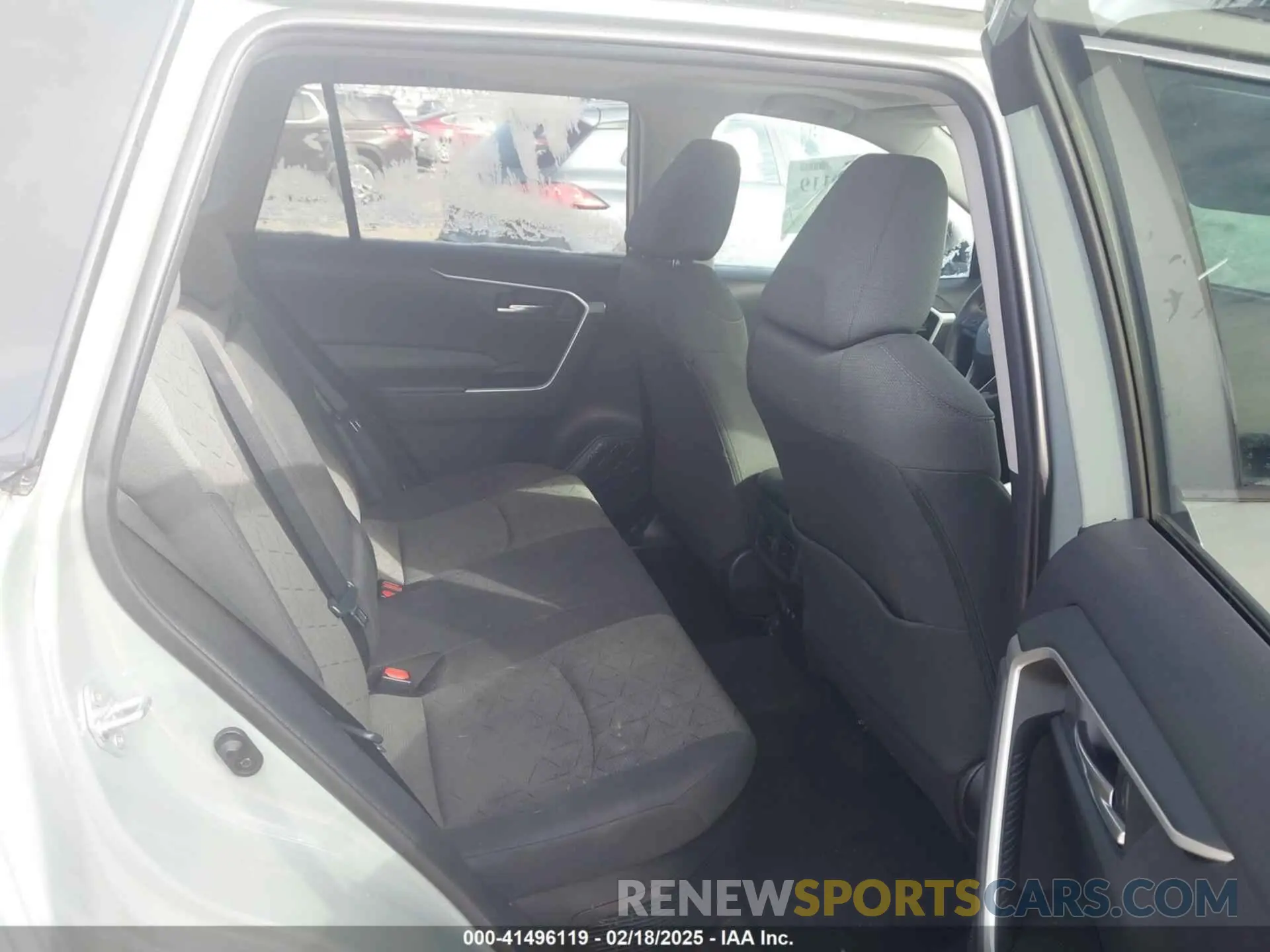 8 Photograph of a damaged car 4T3RWRFV2MU024587 TOYOTA RAV4 HYBRID 2021